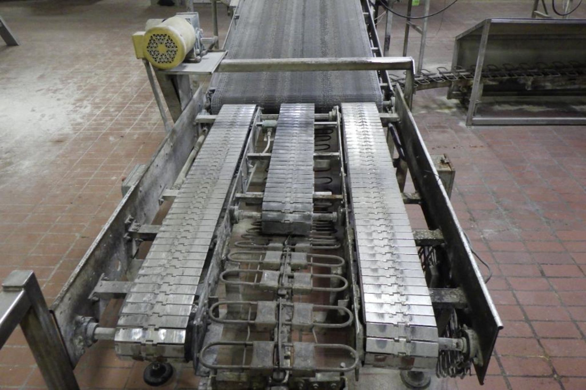 Magnetic pan conveyor - Image 2 of 8
