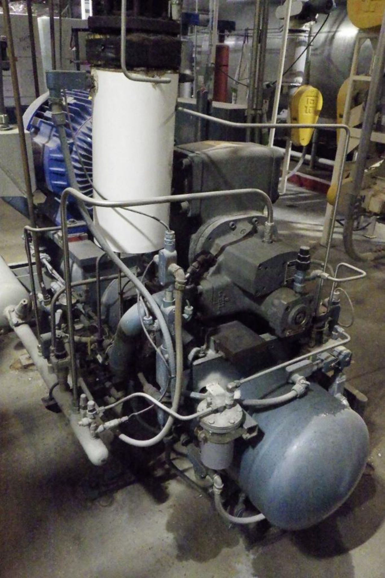 MM refrigeration freon compressor - Image 4 of 15