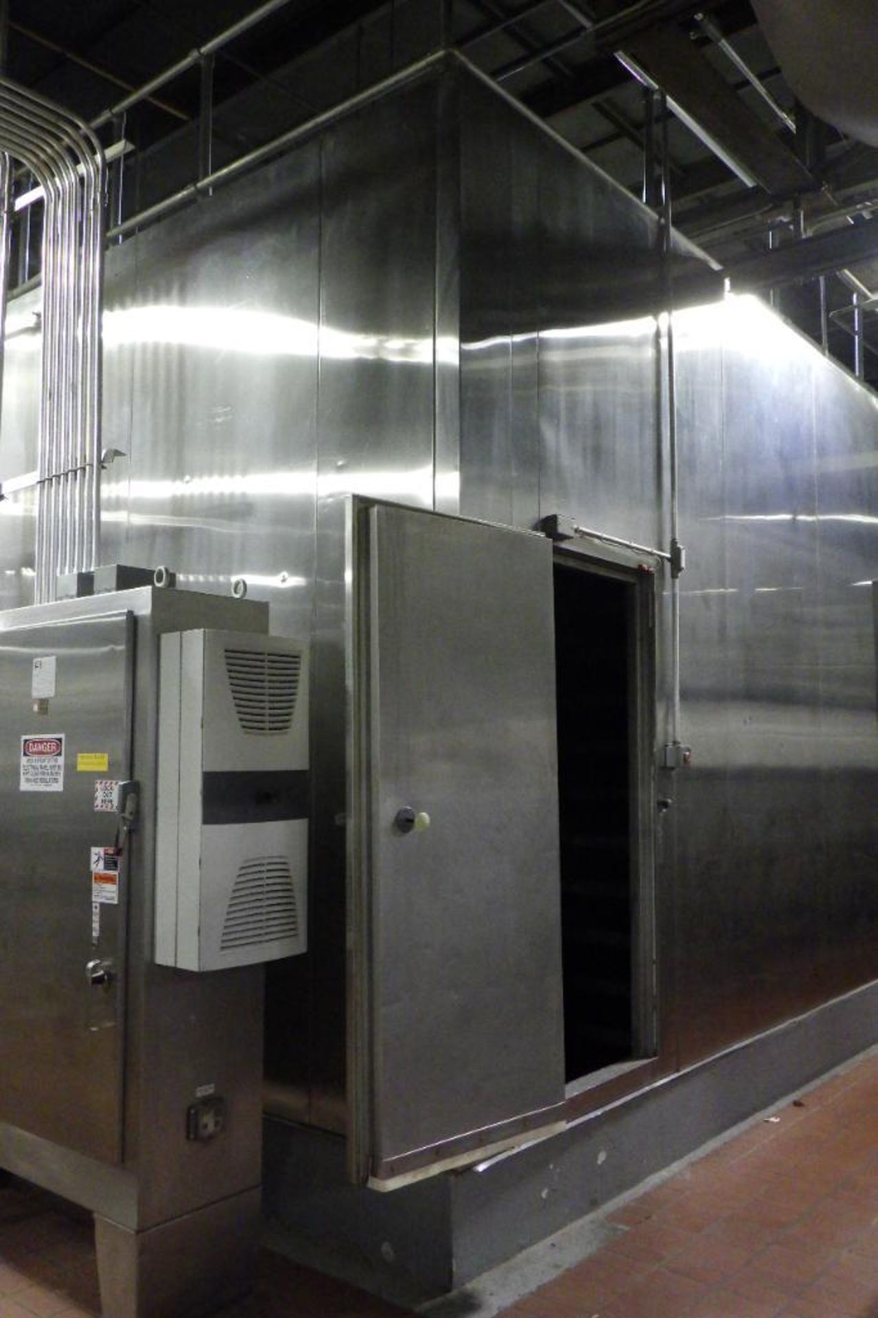 2003 Baketech SS conveyorized pan proofer - Image 8 of 40