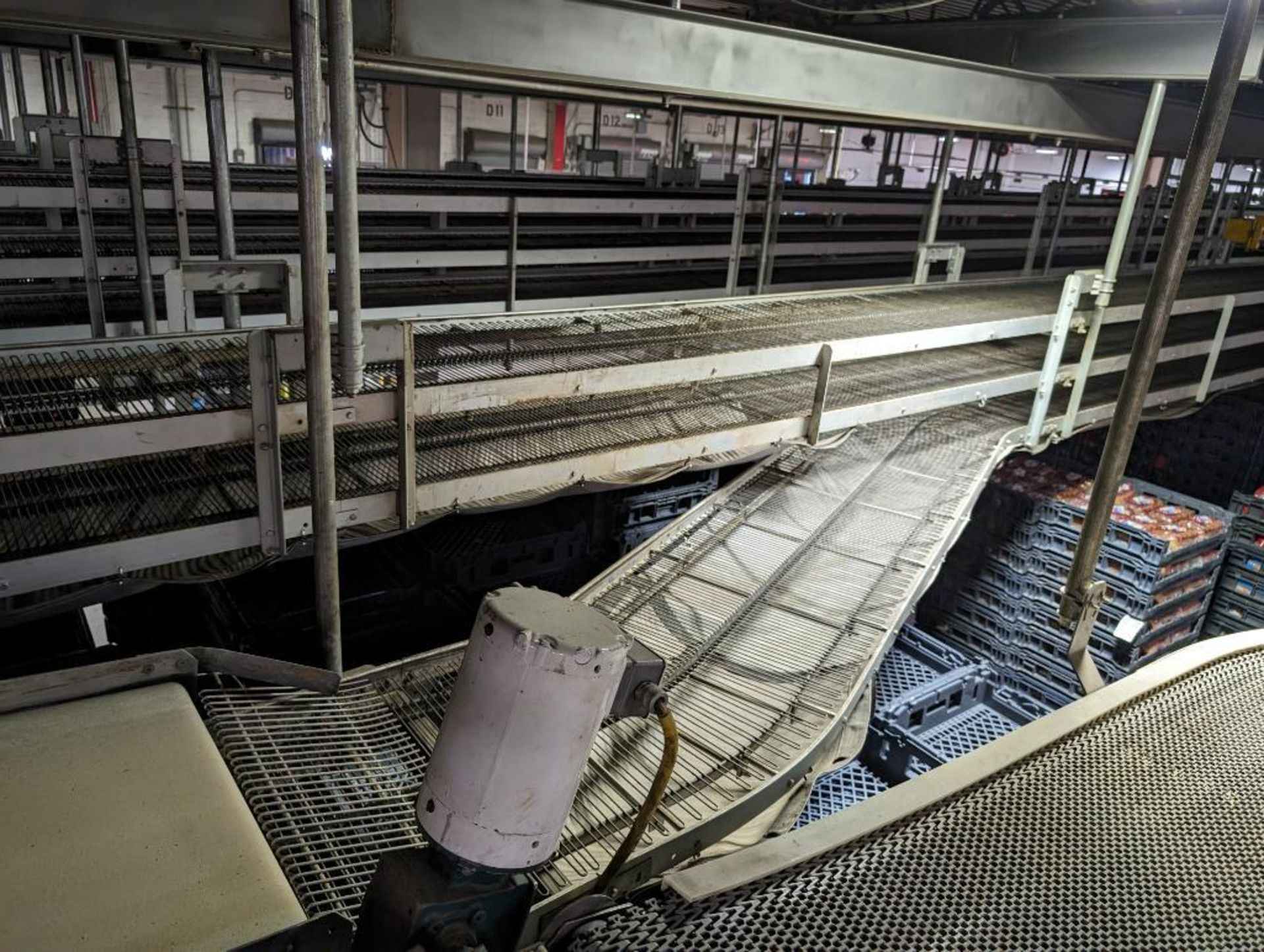 Stewarts Systems racetrack cooling conveyor - Image 9 of 21