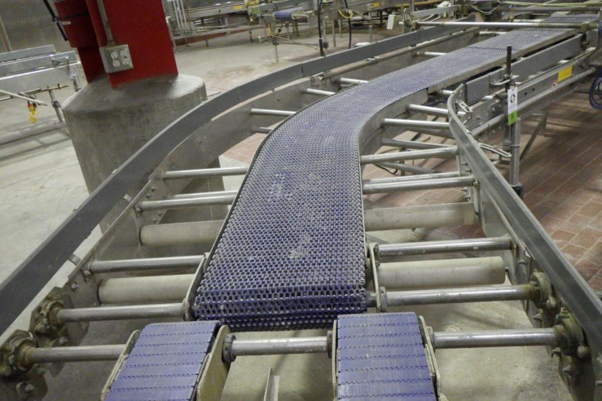 Pan conveyor - Image 3 of 13