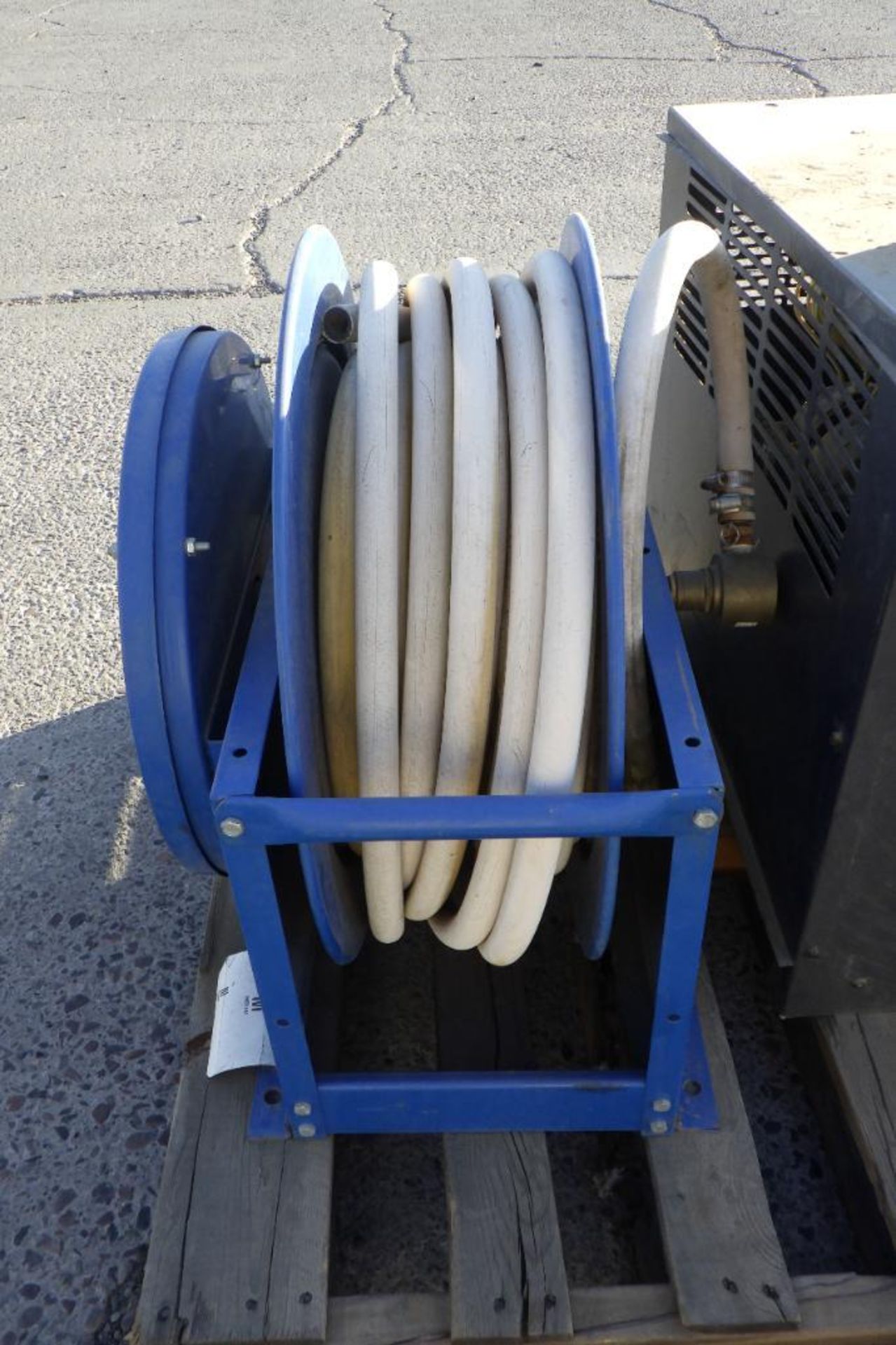 Coxreel water hose reel with hose - Image 3 of 5