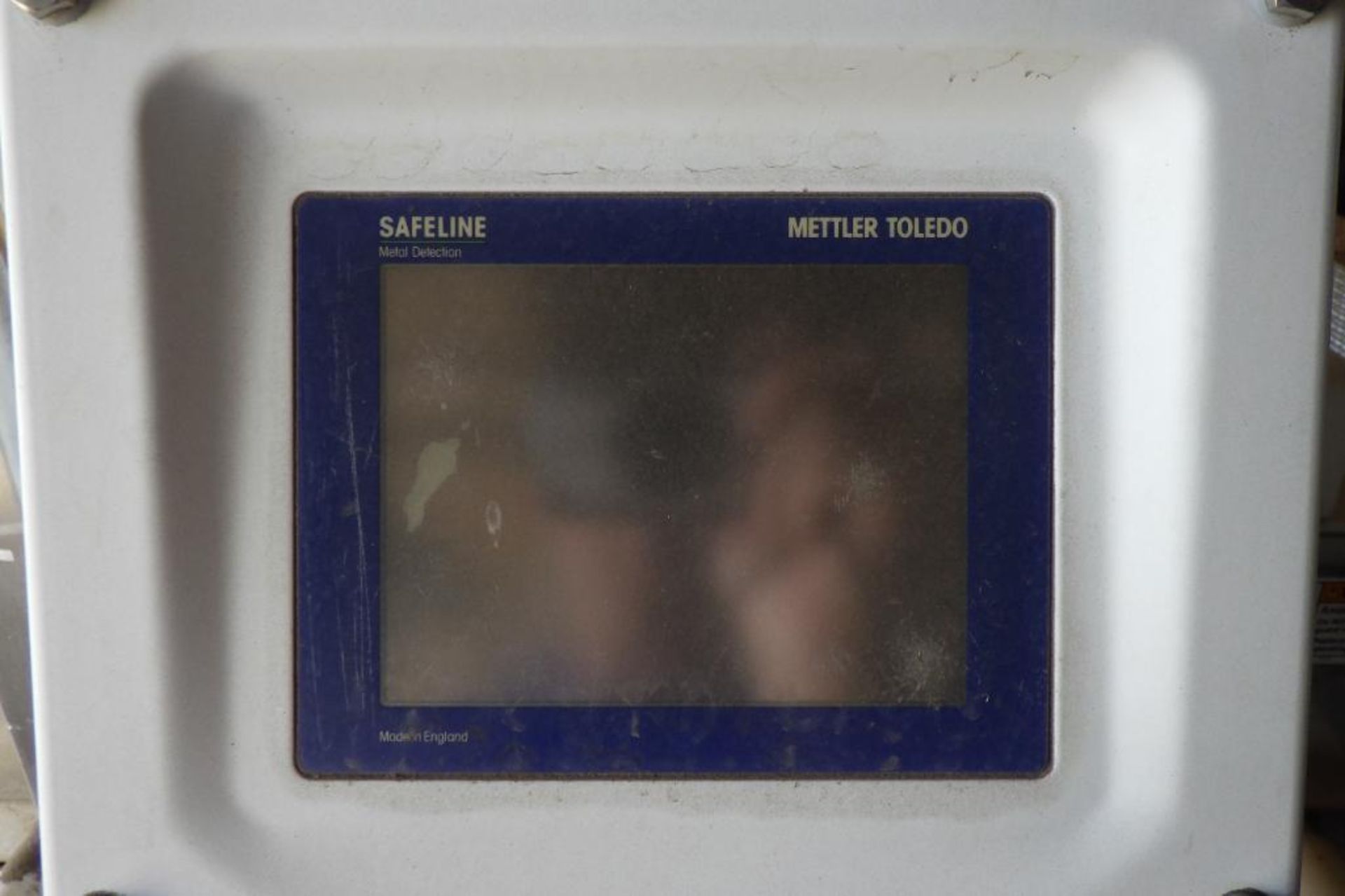 Safeline metal detector with conveyor - Image 7 of 16