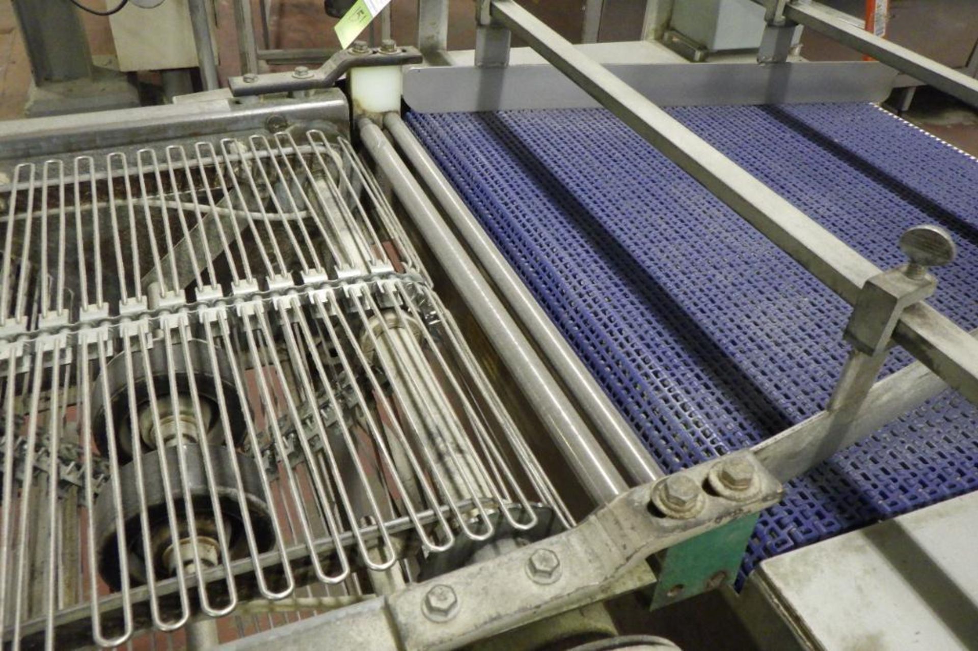 Stewart Systems 90 degree wire belt conveyor - Image 11 of 12