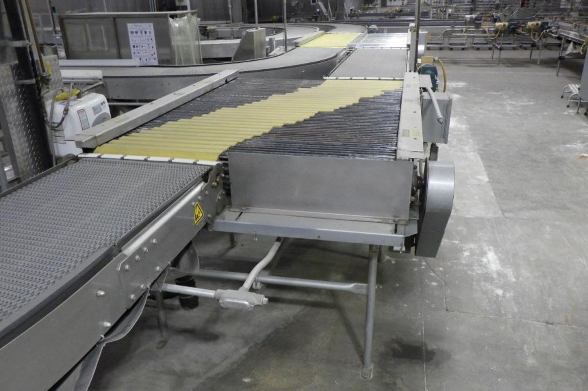 Laning conveyor - Image 2 of 9