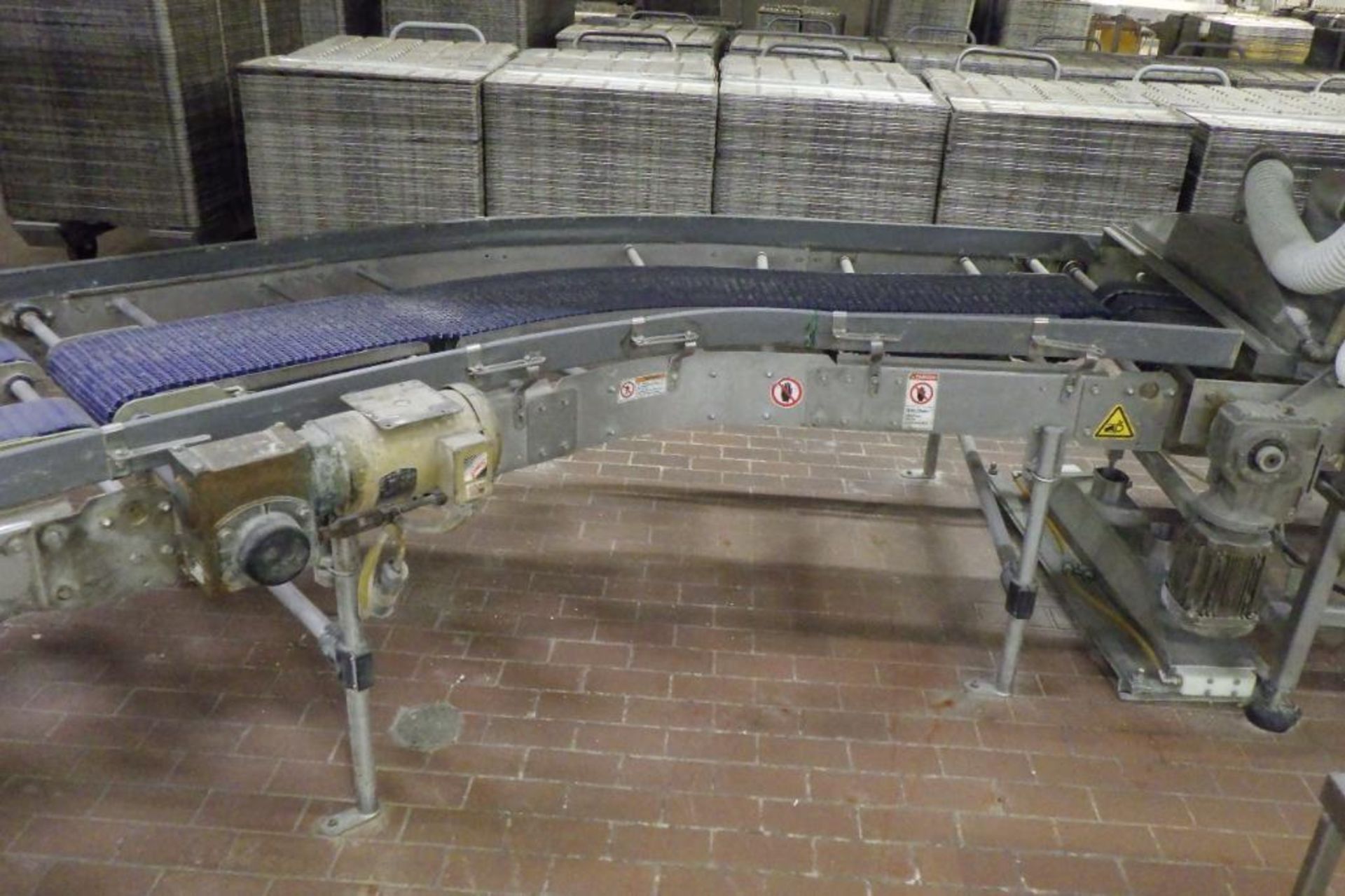 Pan conveyor - Image 4 of 6