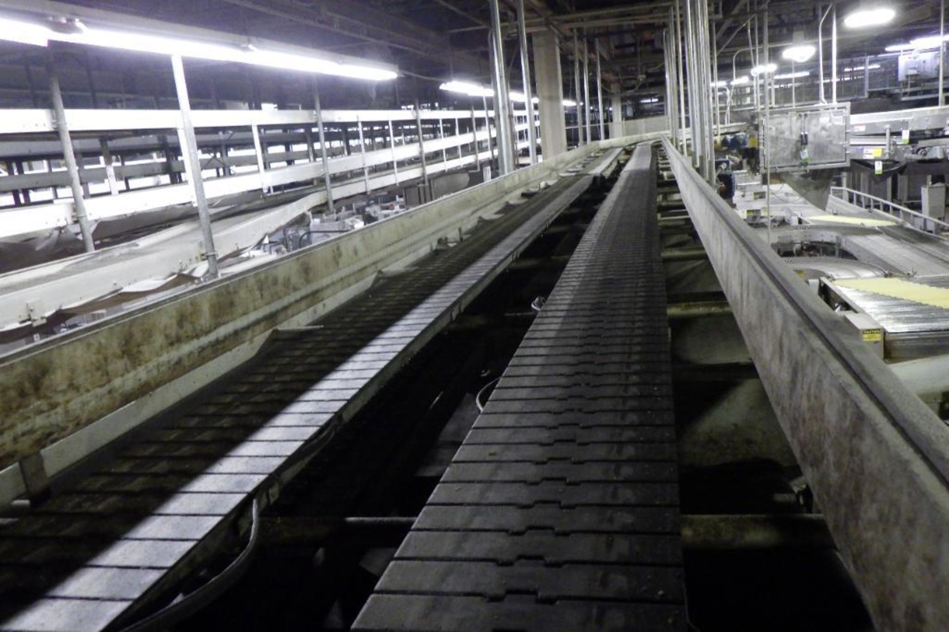 APV pan conveyor - Image 3 of 7