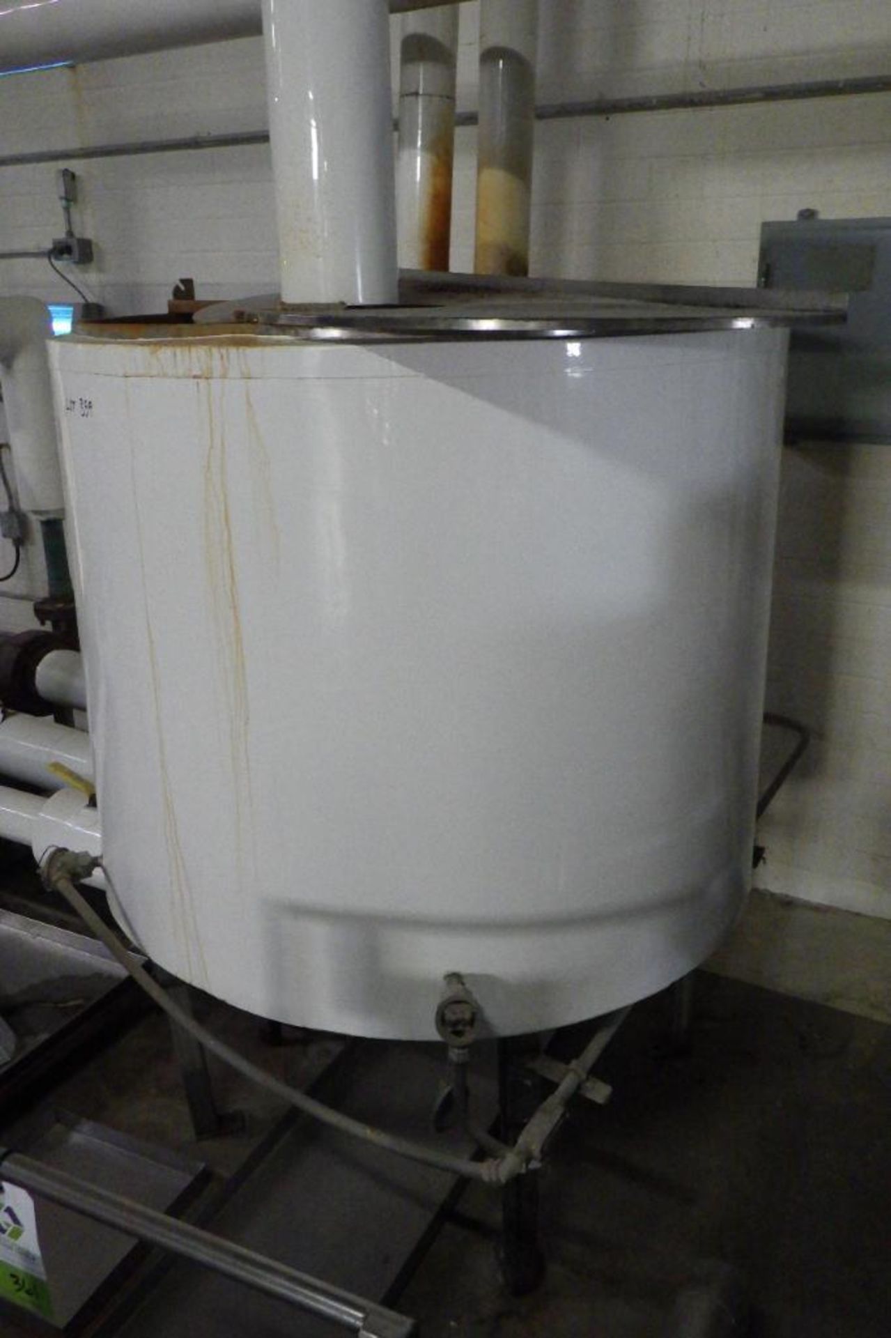 Glycol holding tank and 4 pumps - Image 11 of 15