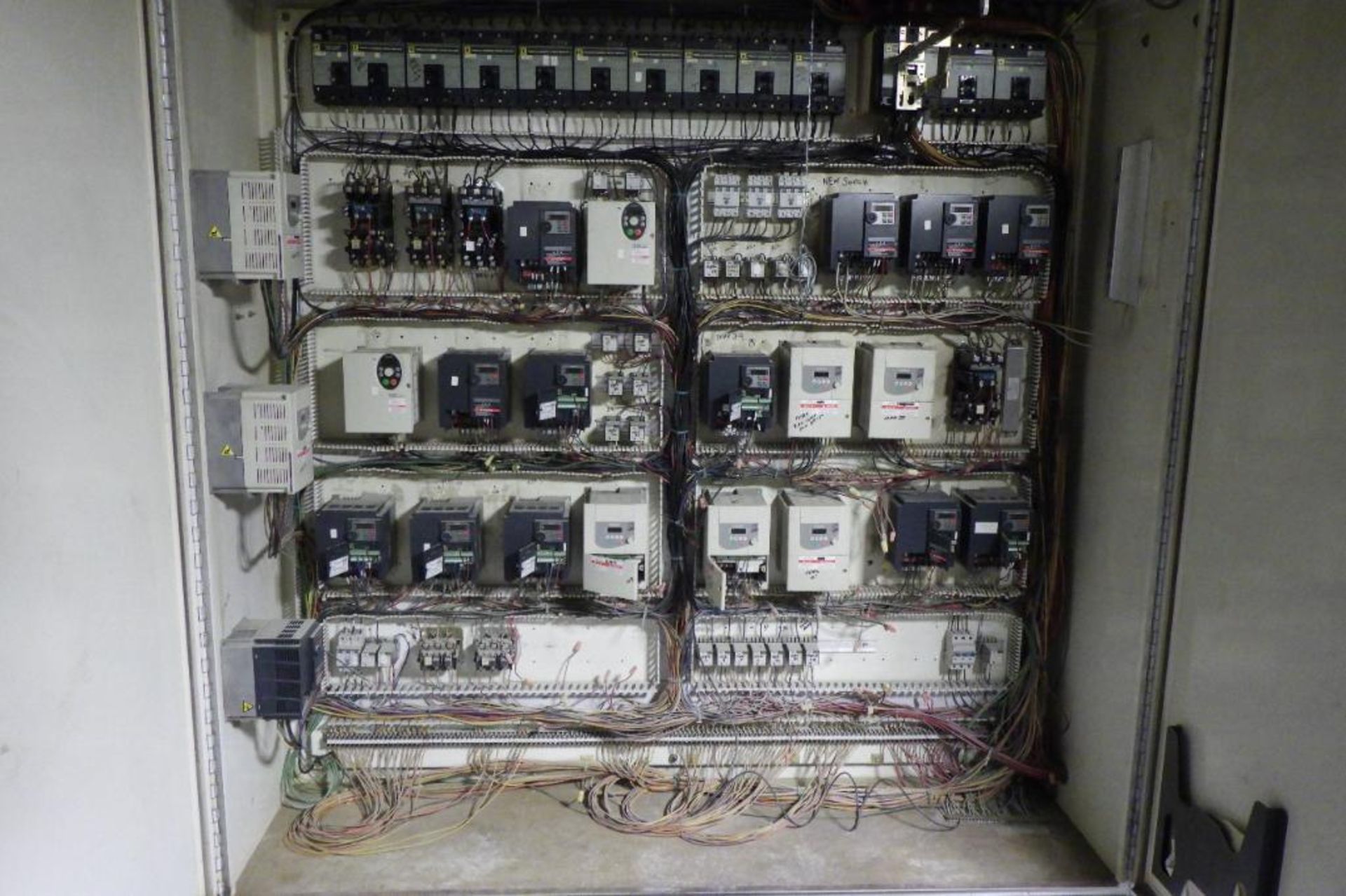 Control cabinet - Image 7 of 10