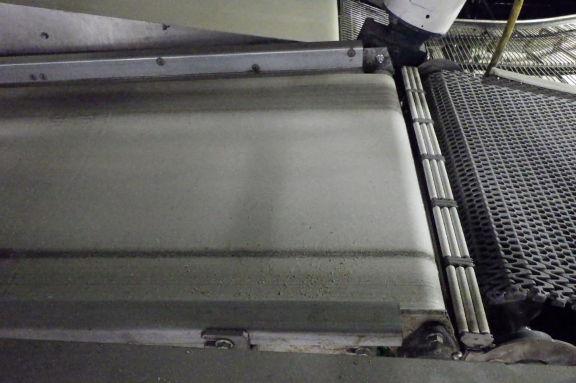 Overhead belt conveyor - Image 6 of 8