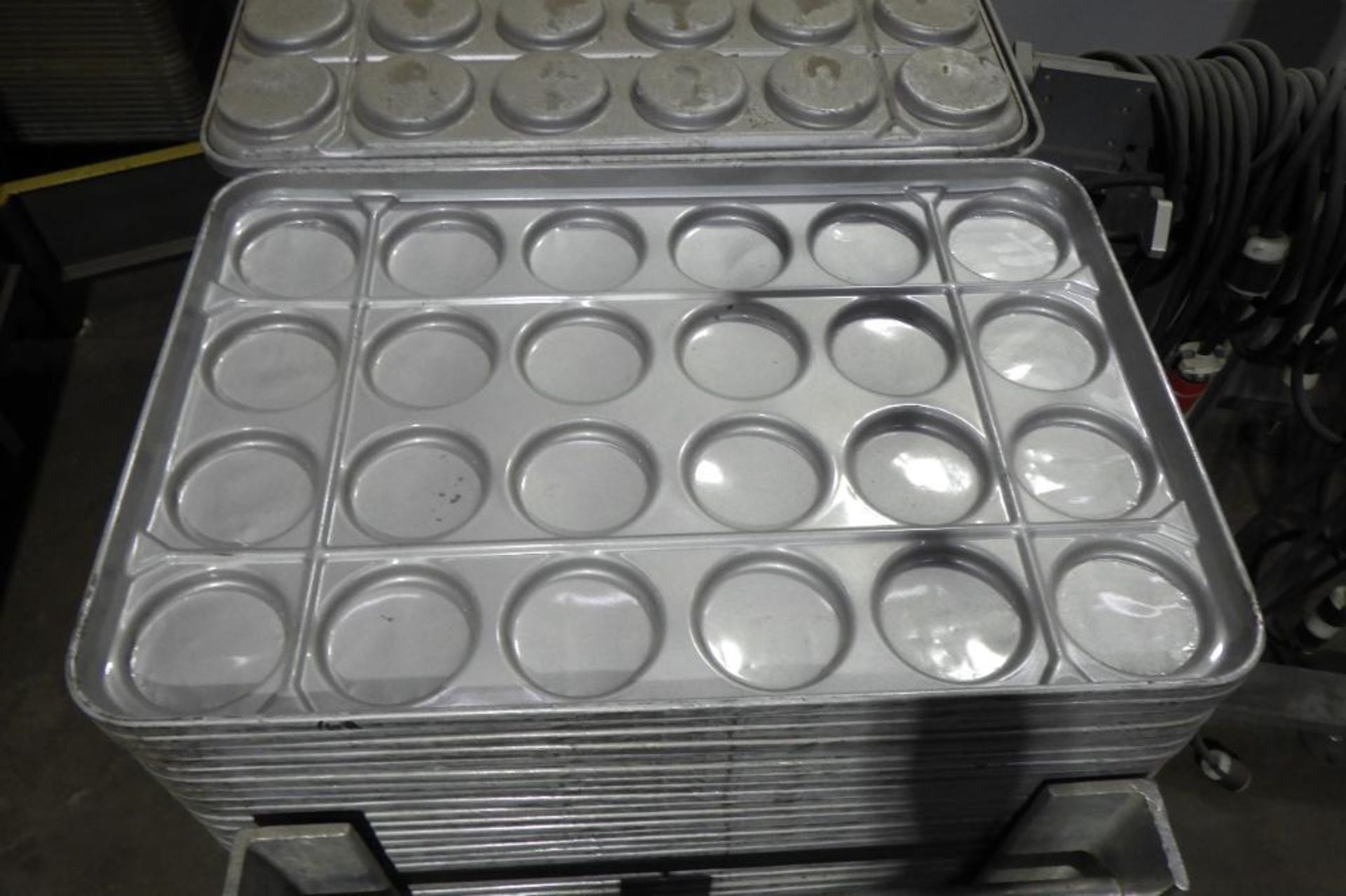 American Pan 24-spot bun pans