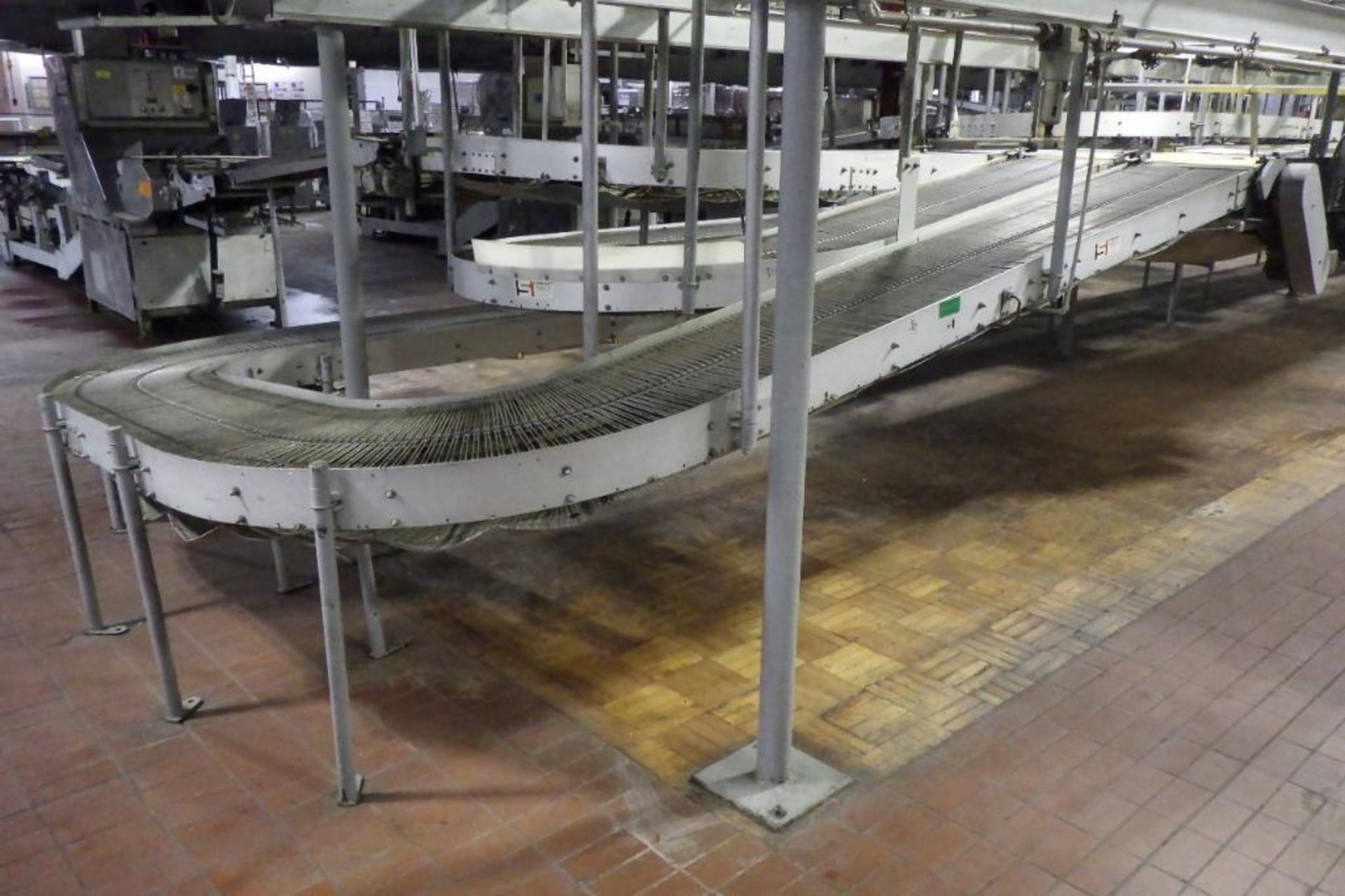 Stewart systems 180 degree conveyor - Image 2 of 12