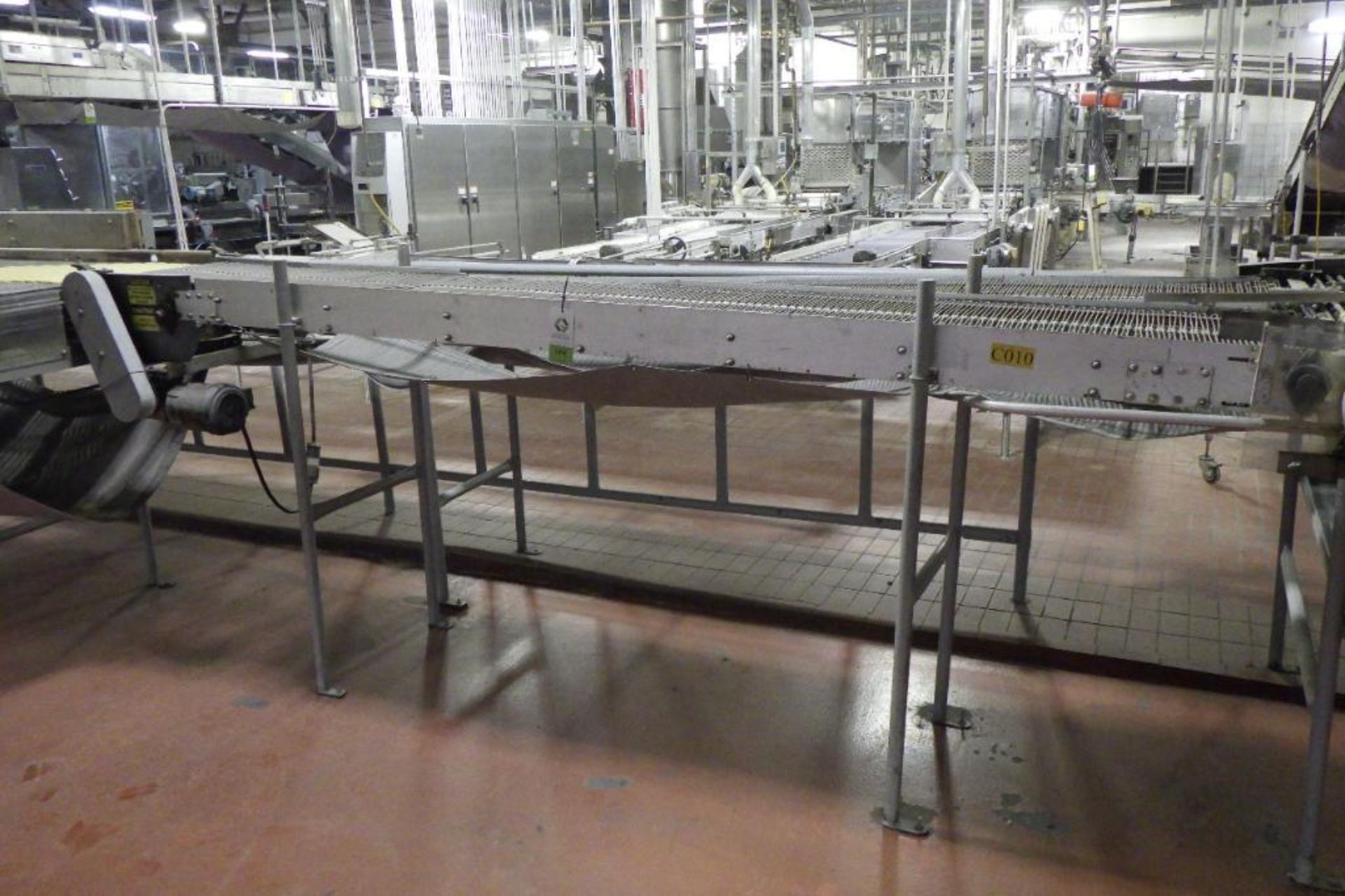 Stewart Systems wire belt conveyor