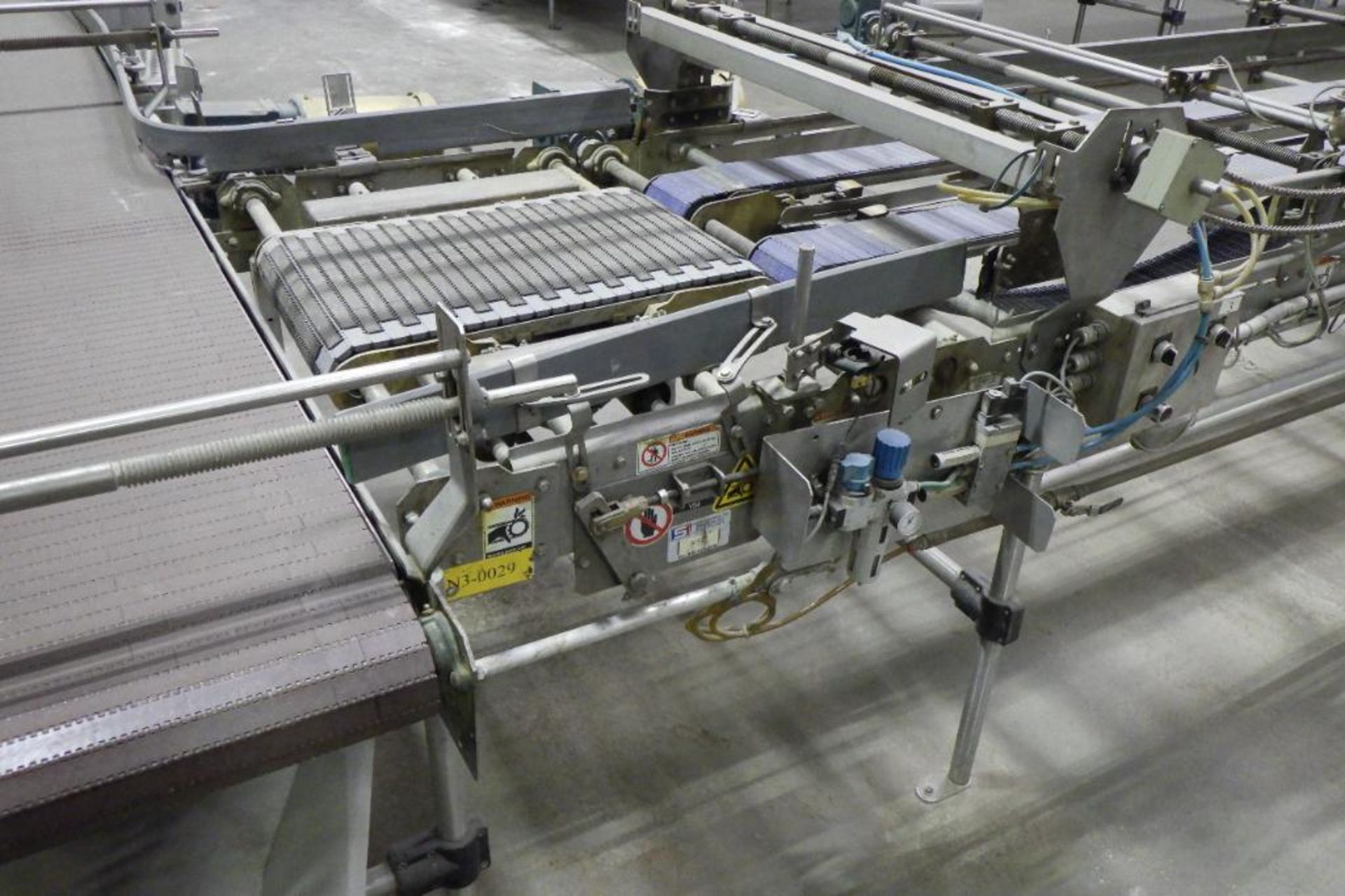 Stewarts Systems pan conveyor - Image 9 of 18