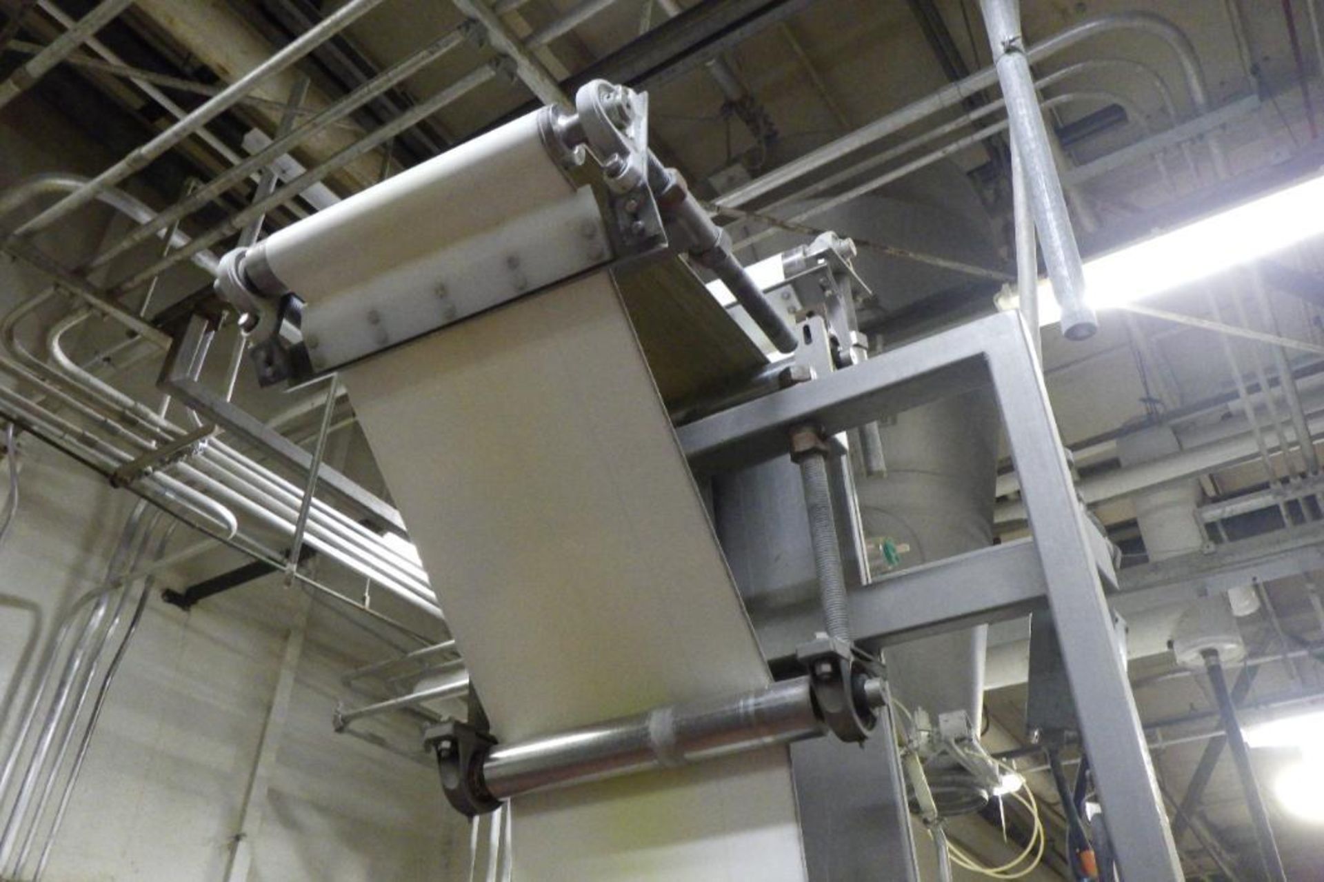 AMF dough pinch conveyor - Image 7 of 11