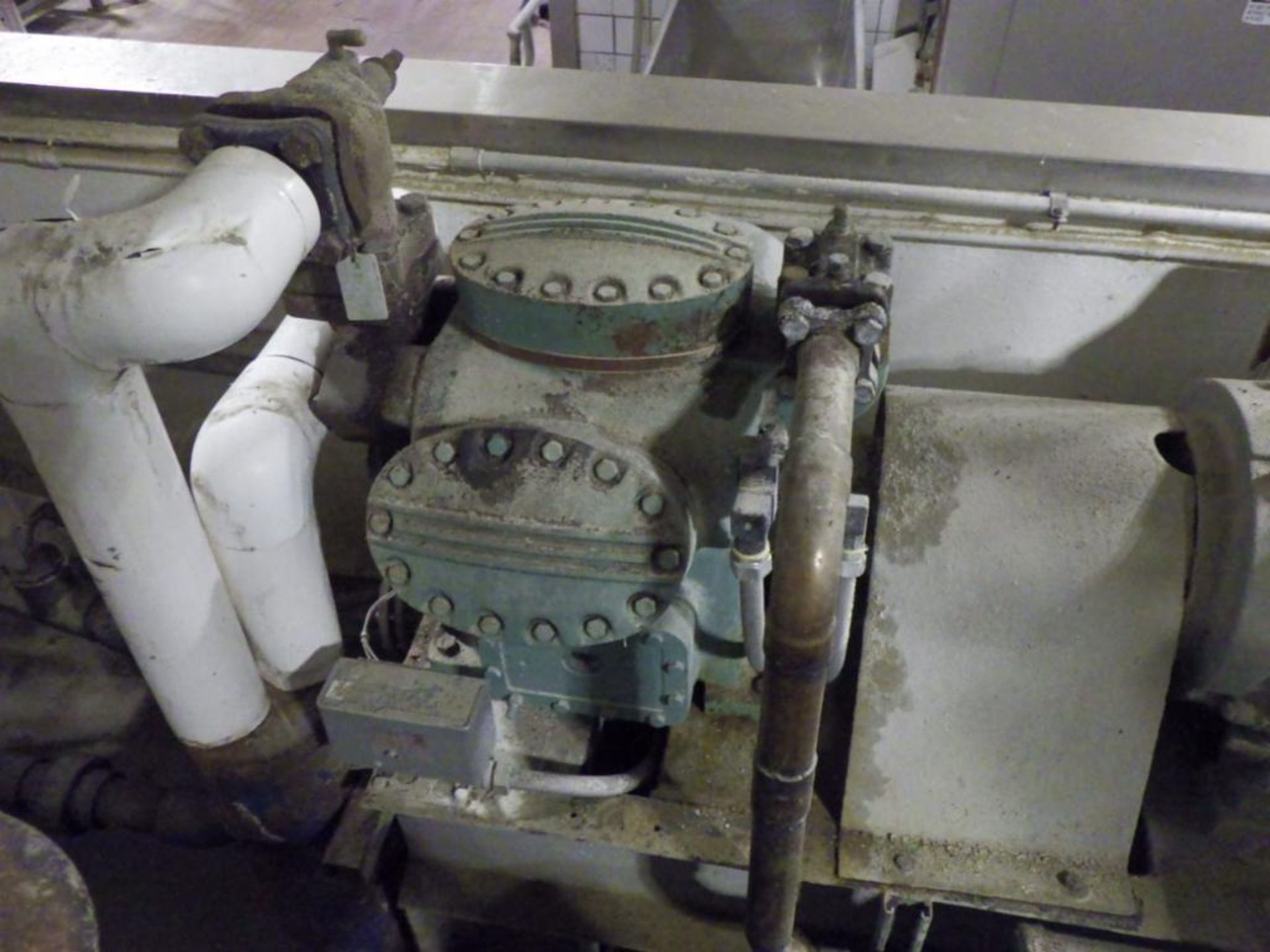 3 cylinder compressor - Image 2 of 8