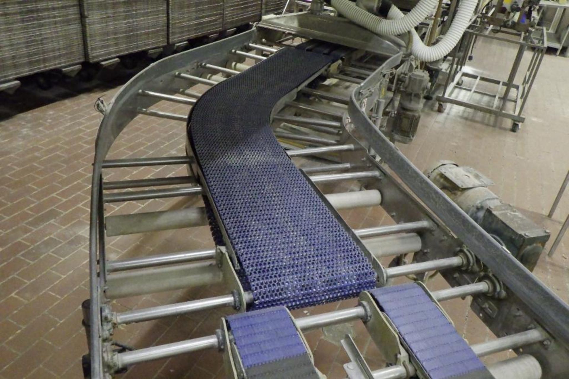 Pan conveyor - Image 3 of 6