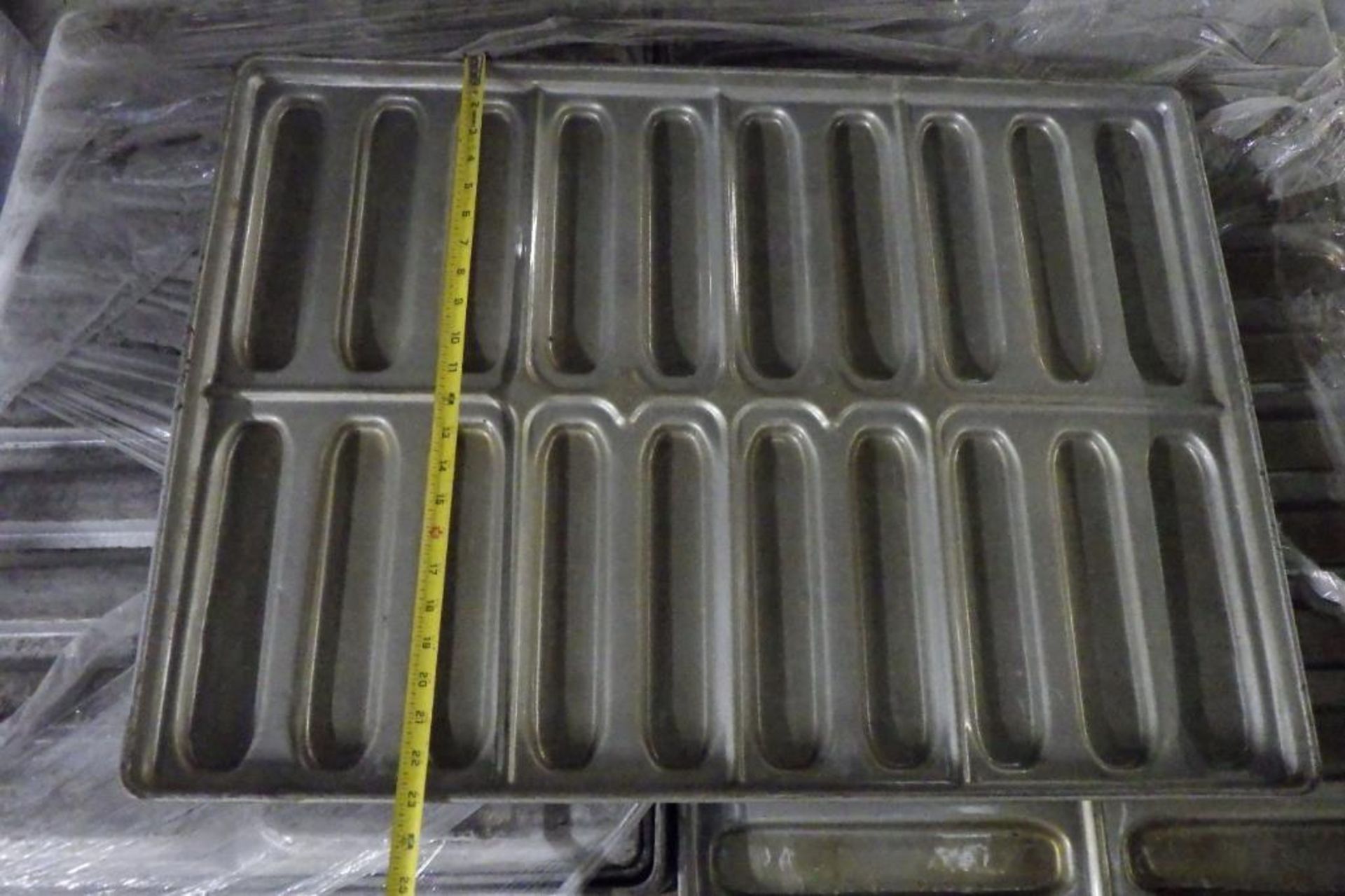 American Pan 20-spot hot dog bun pans - Image 3 of 9