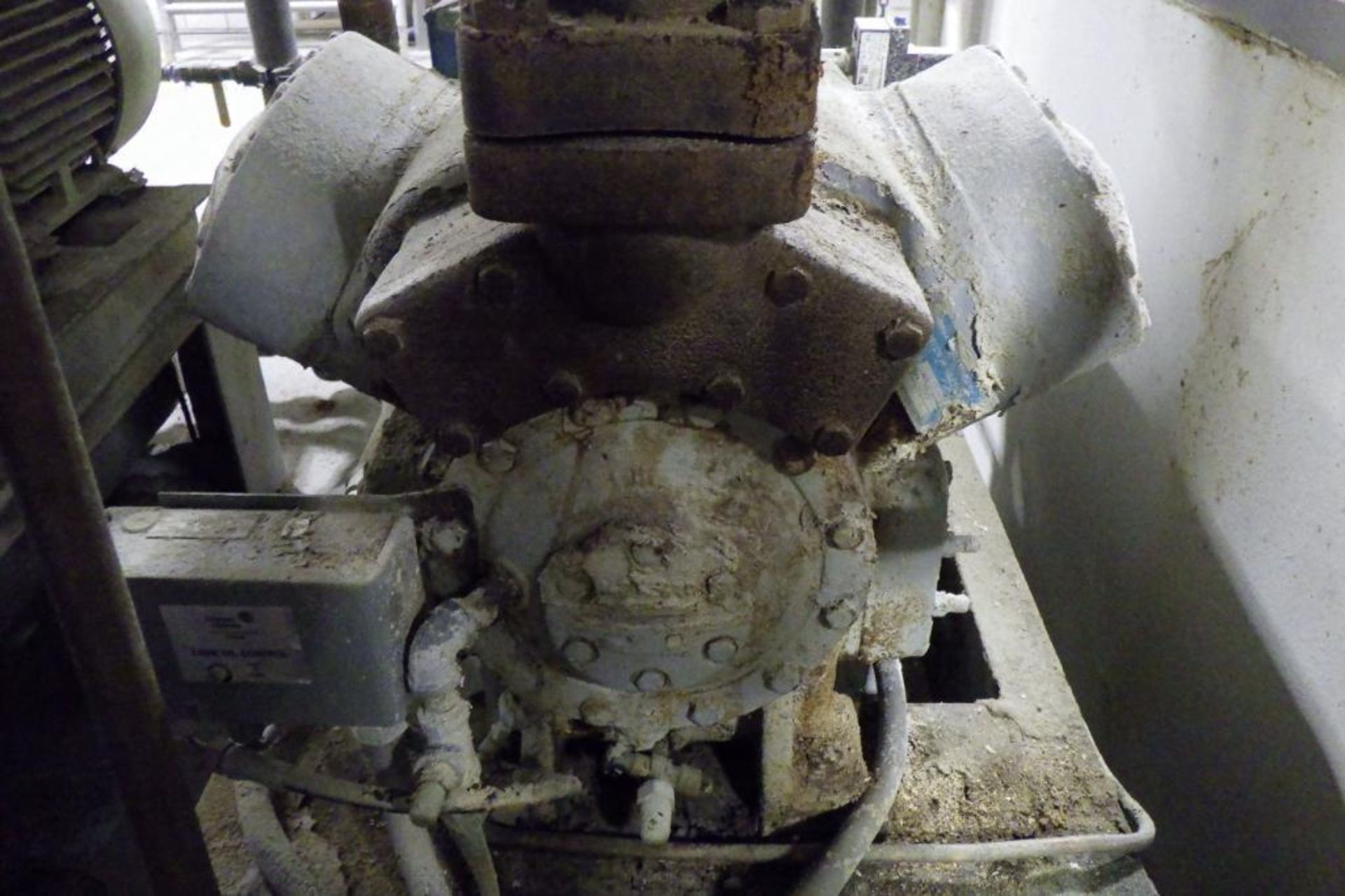 Carrier compressor - Image 5 of 10