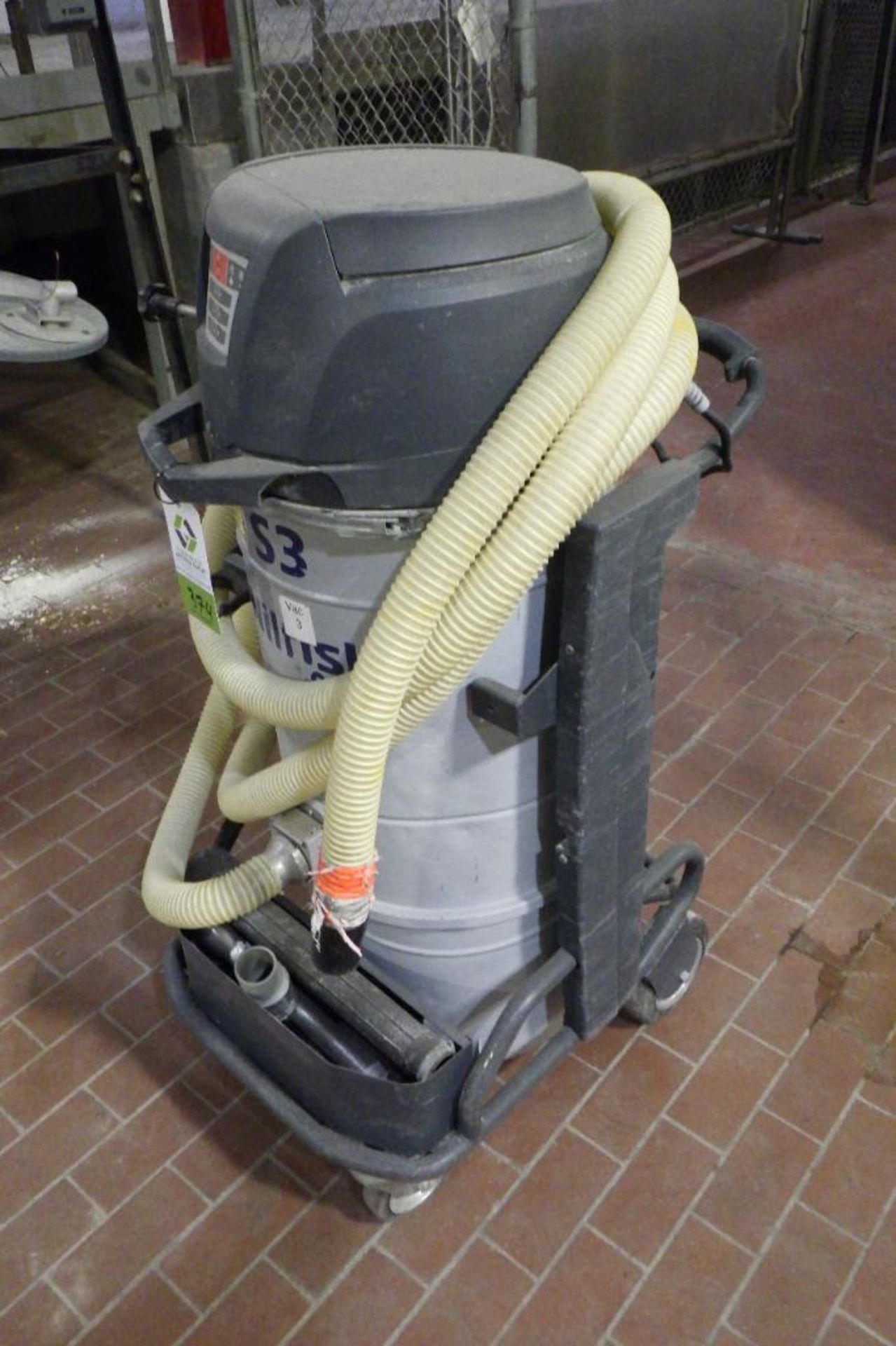 Nilfisk S3 vacuum - Image 2 of 6