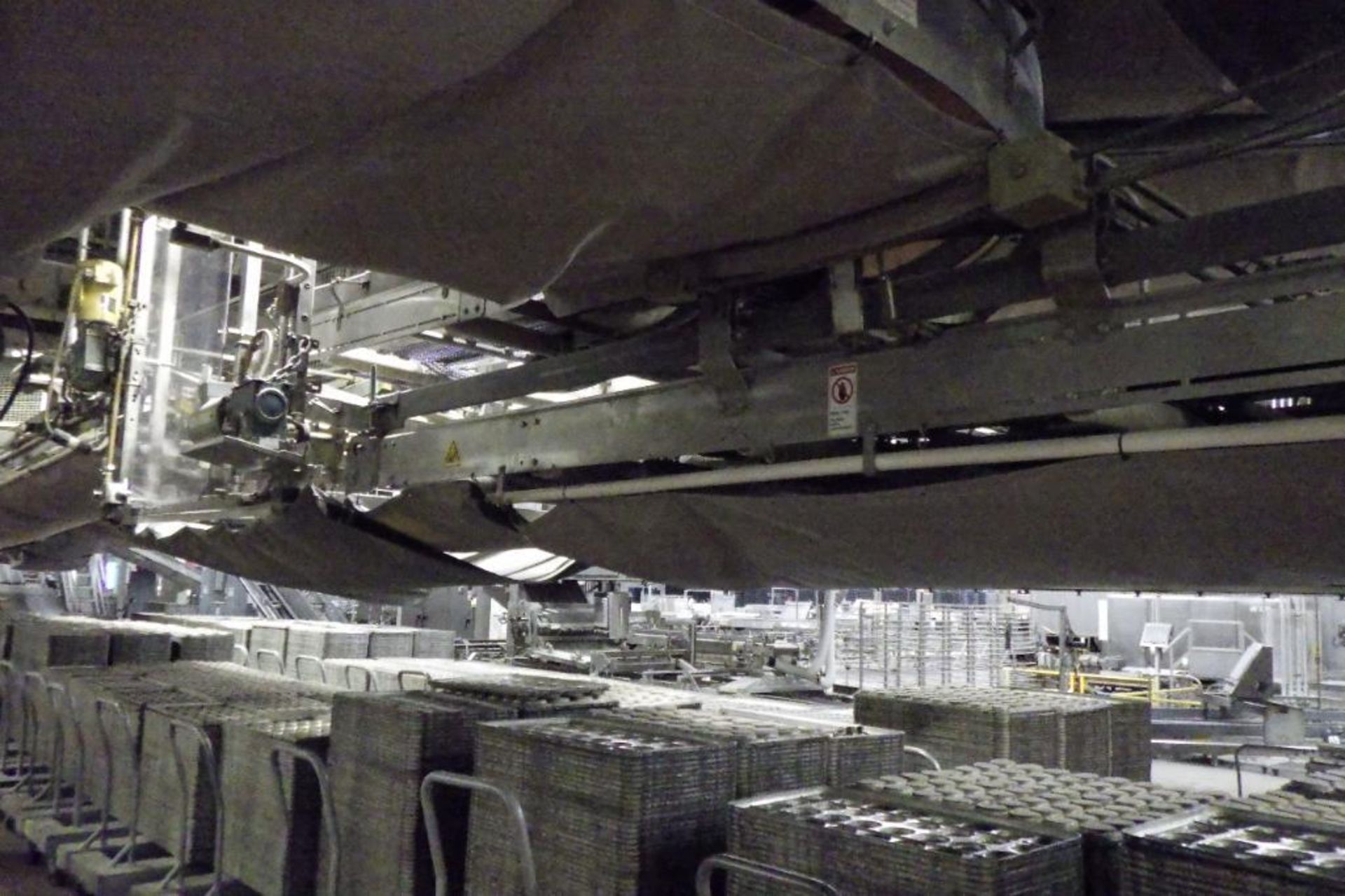 Stewart systems overhead conveyor - Image 3 of 29