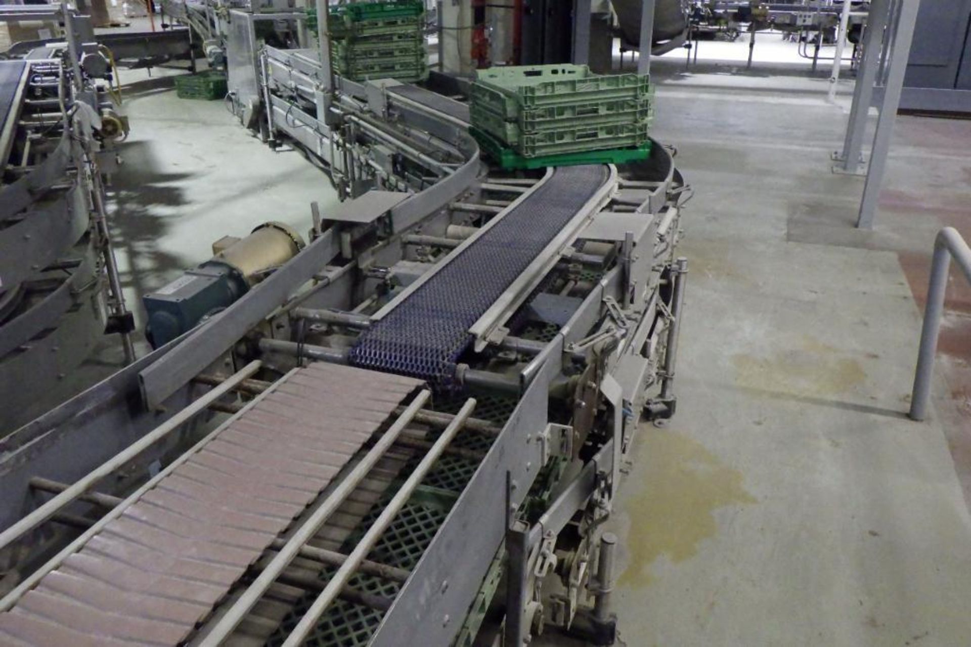 Stewart Systems 2-level conveyor - Image 7 of 16