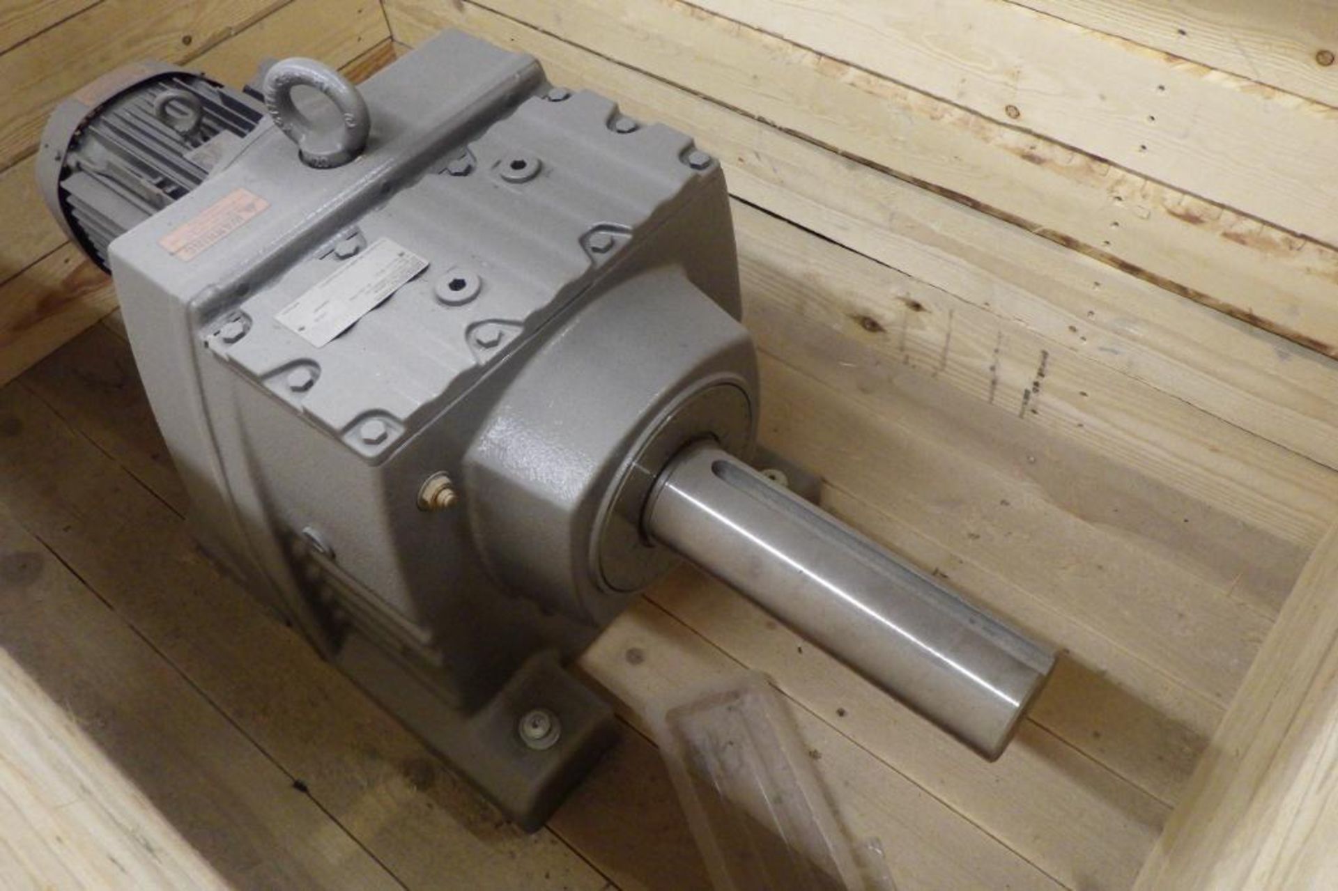 New SEW Eurodrive motor and gearbox - Image 5 of 7