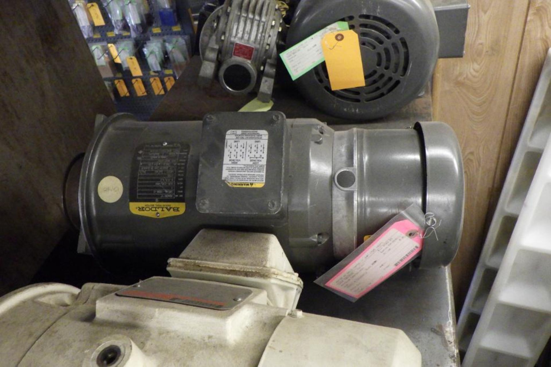 Lot of assorted AC motors - Image 5 of 10