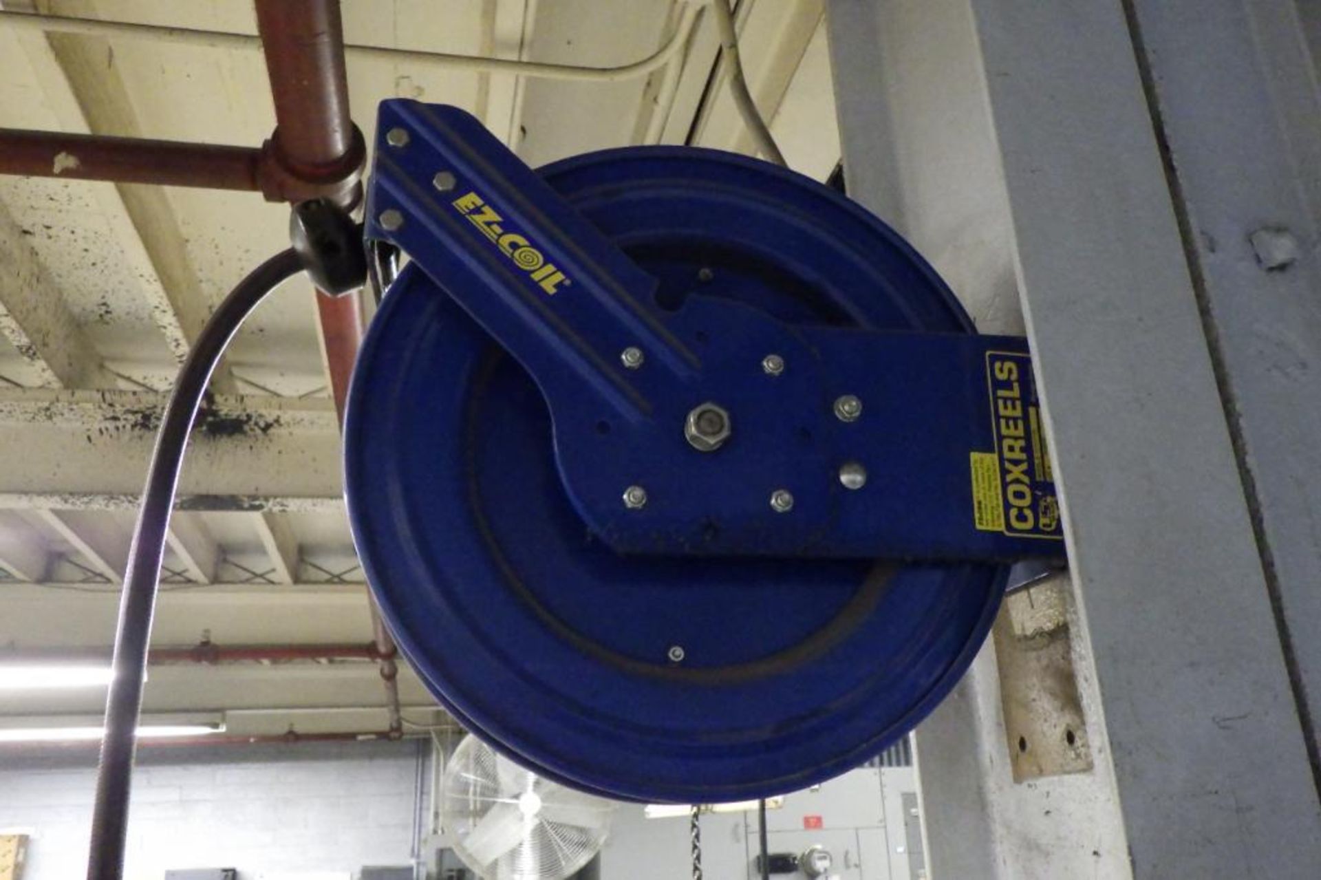 Air hose reel with air hose - Image 6 of 8