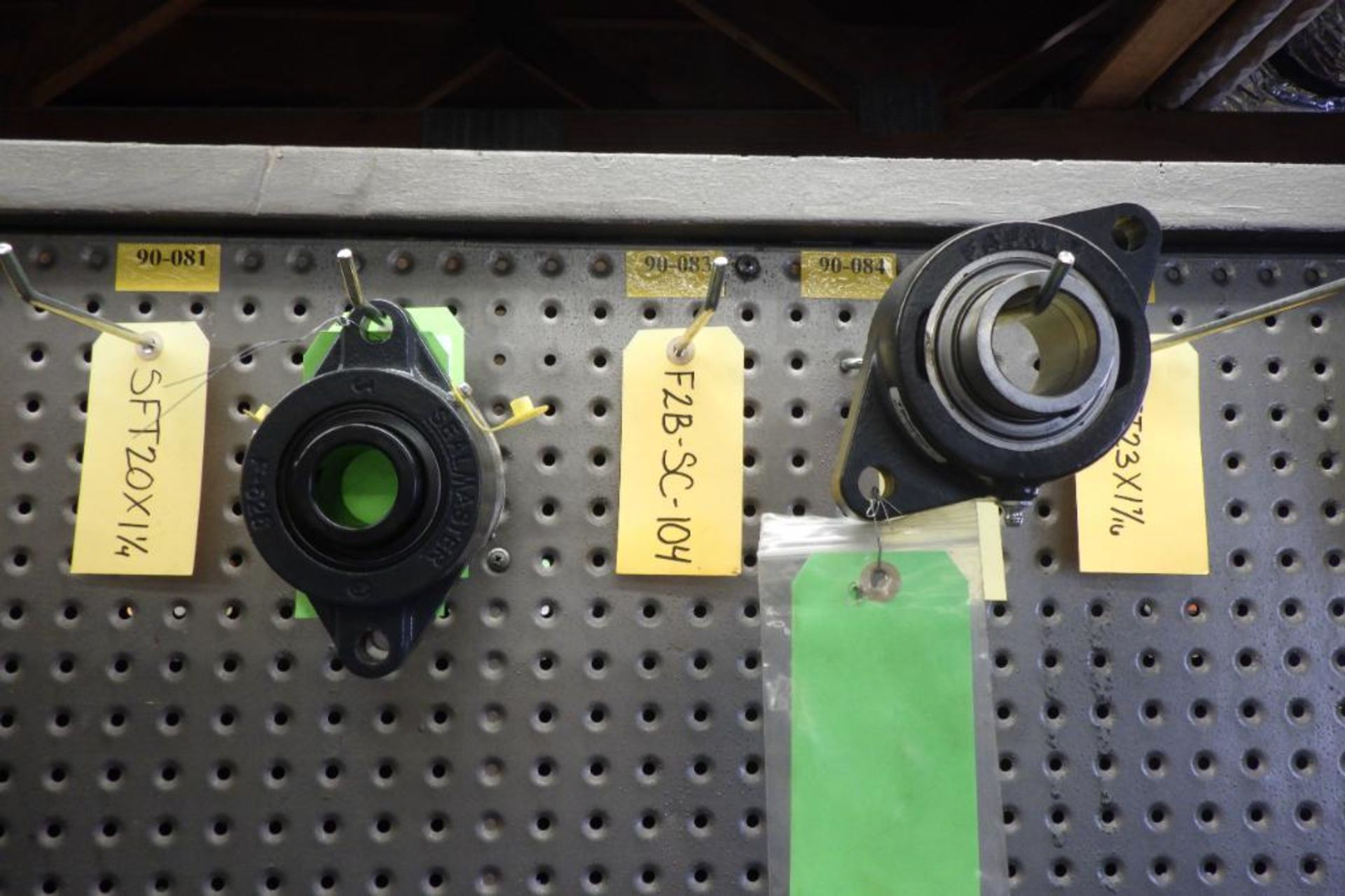 Lot of assorted bearings - Image 17 of 18