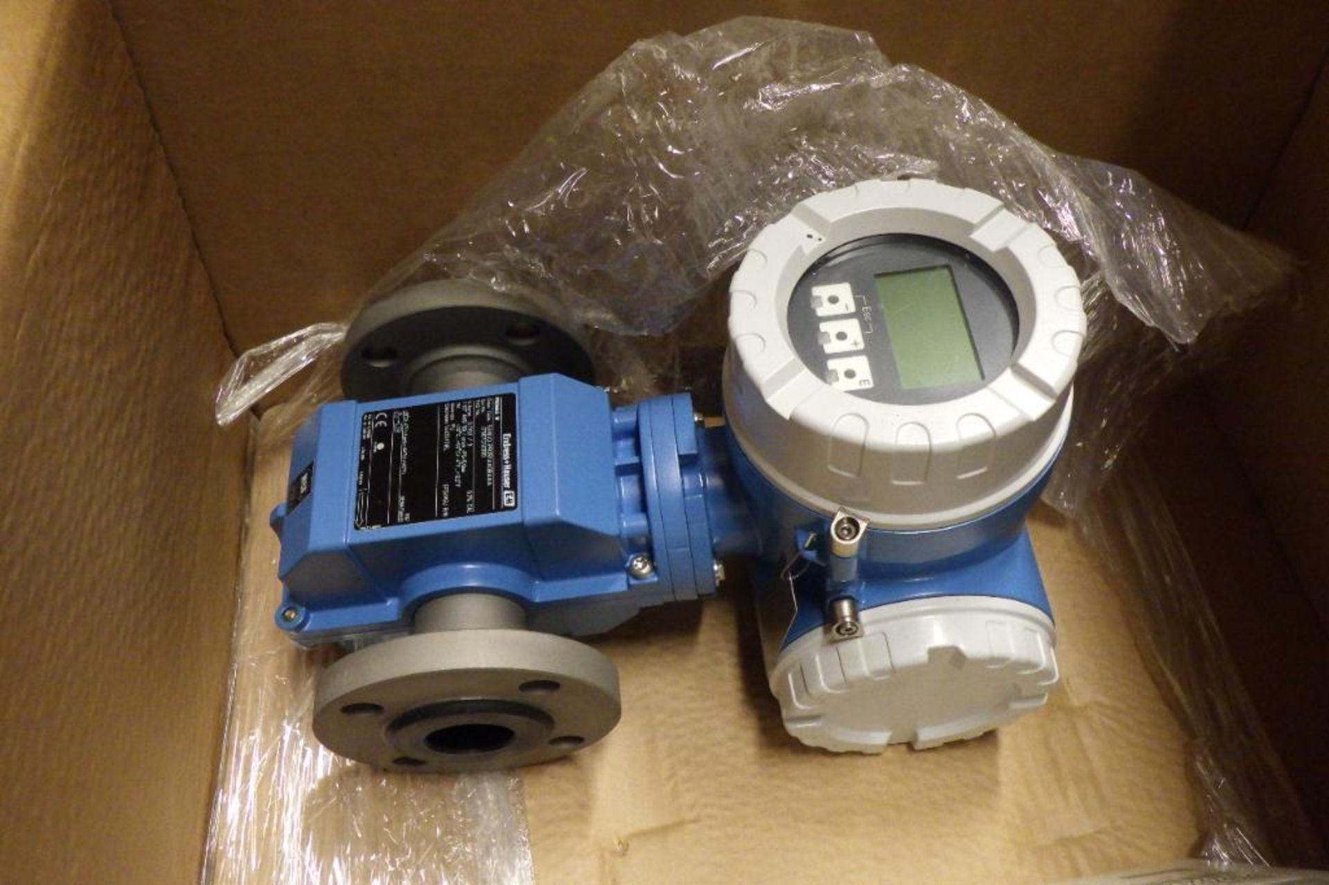 New Endress Hauser digital flow meter - Image 2 of 7