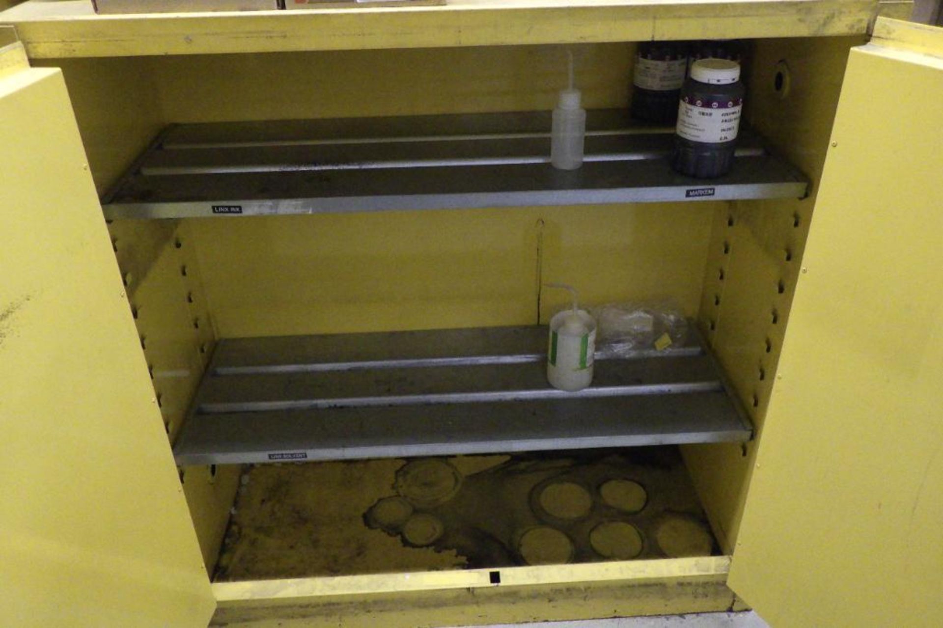 (2) Justright flammable liquid storage cabinets - Image 3 of 7