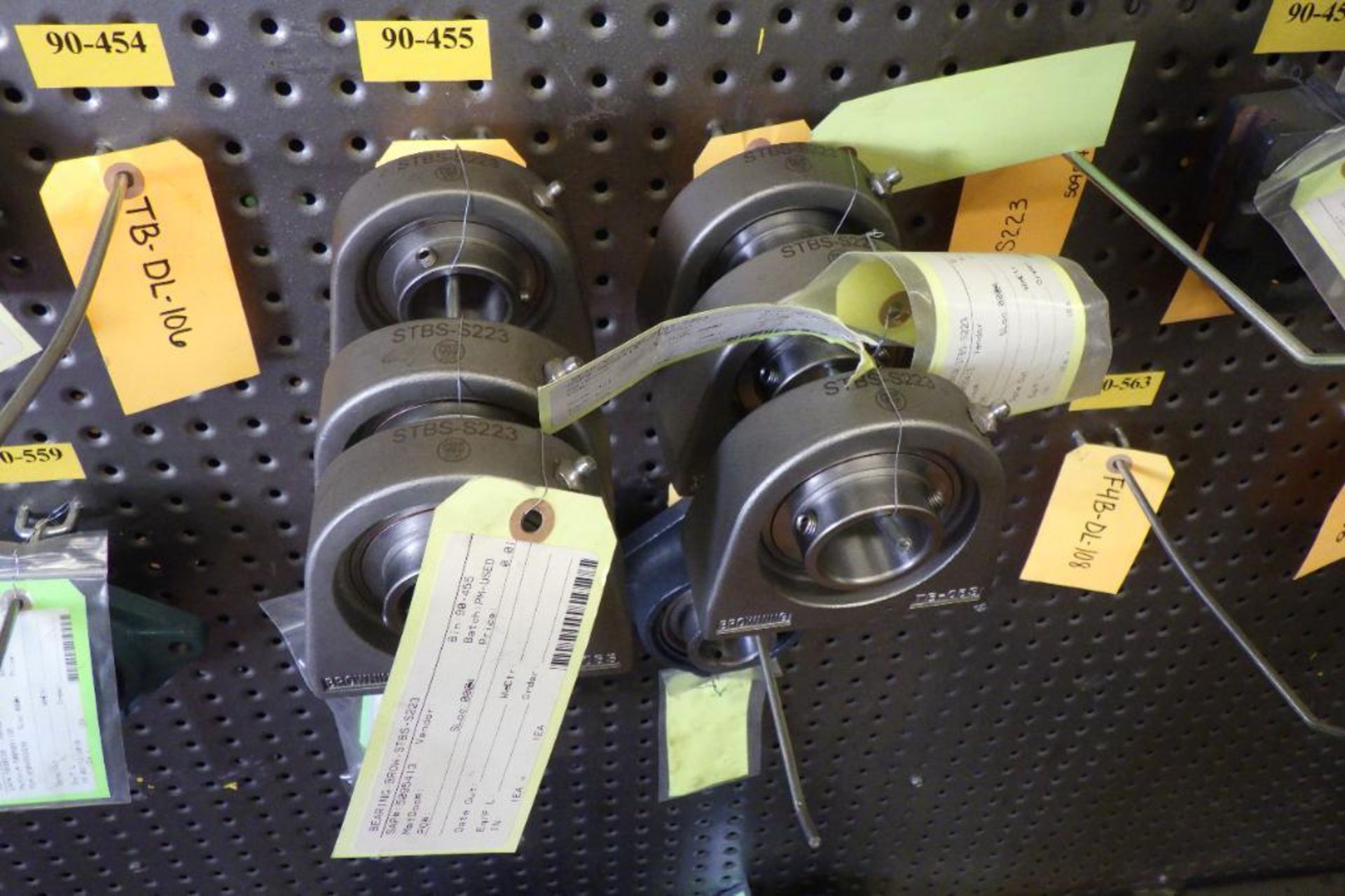 Lot of assorted bearings - Image 9 of 17
