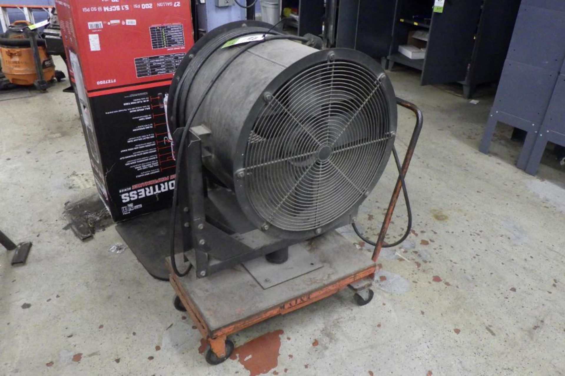 Dayton hi volume fan