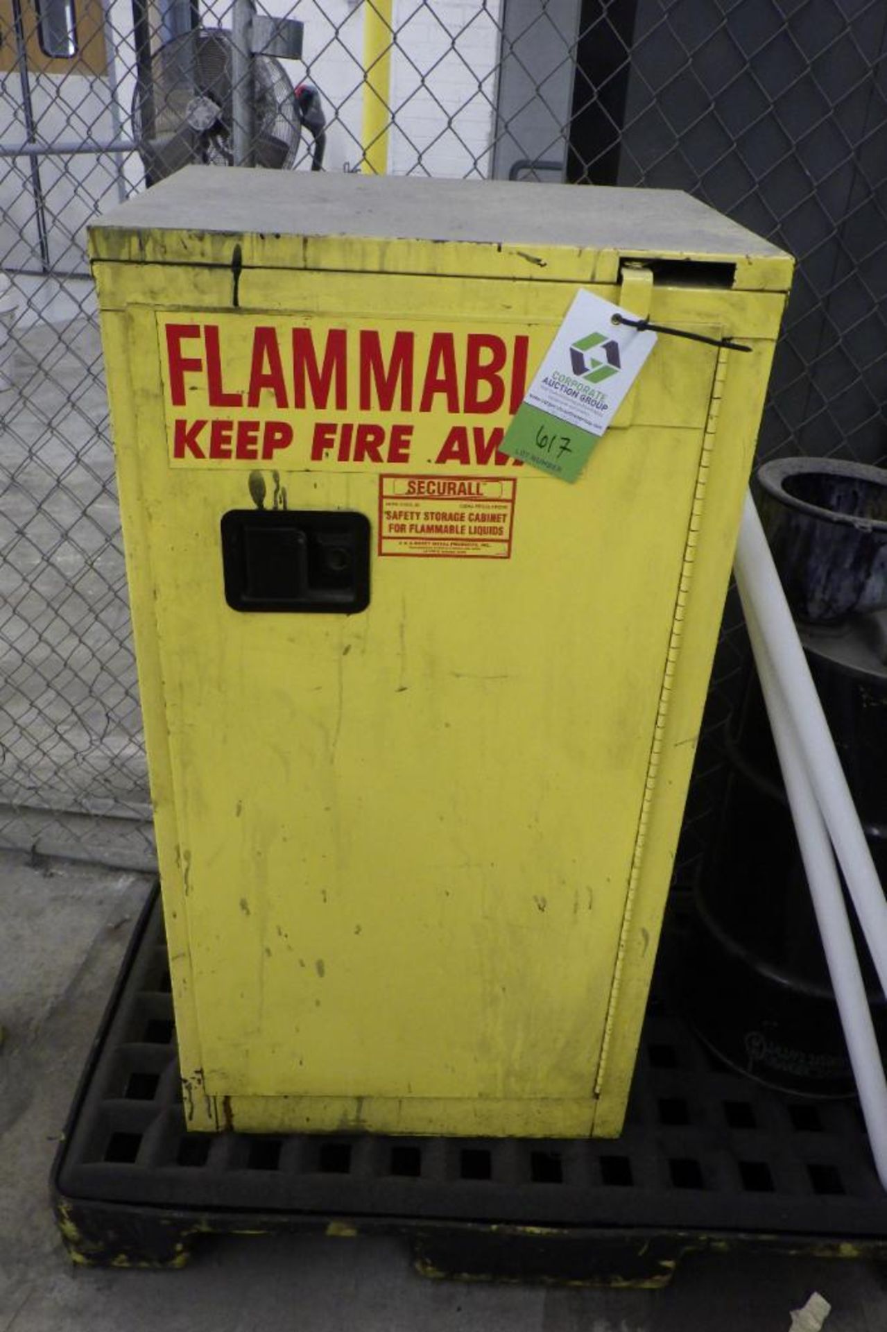 Securall flammable storage cabinet - Image 3 of 5