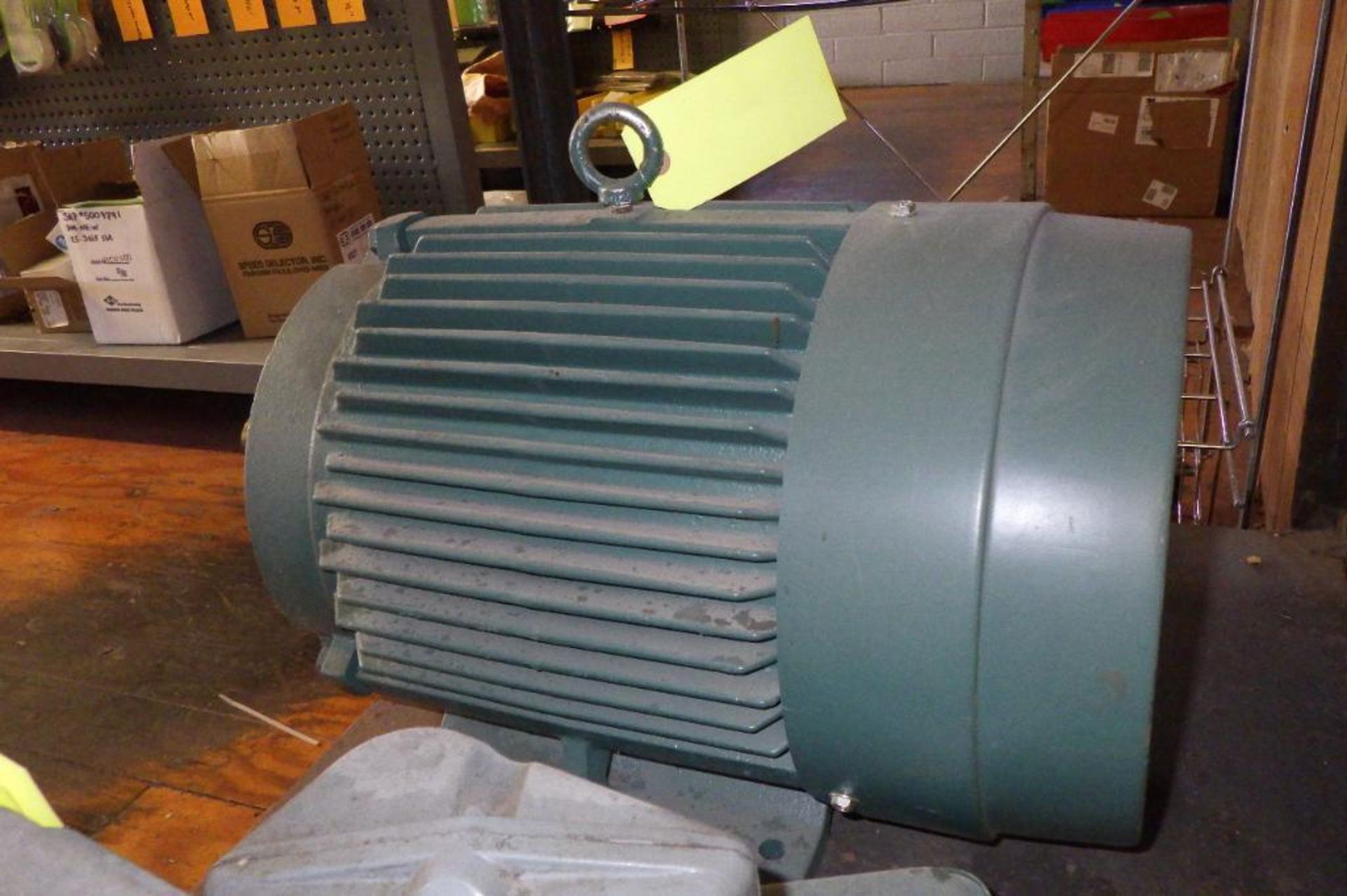 Lot of assorted AC motors - Image 8 of 11