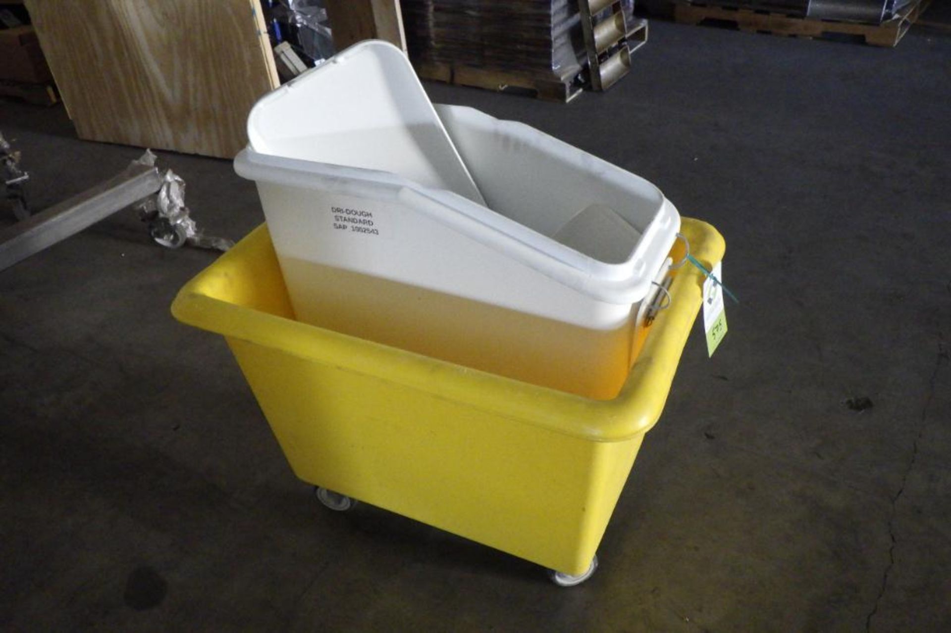 Lot of poly tote and ingredient bin - Image 3 of 5