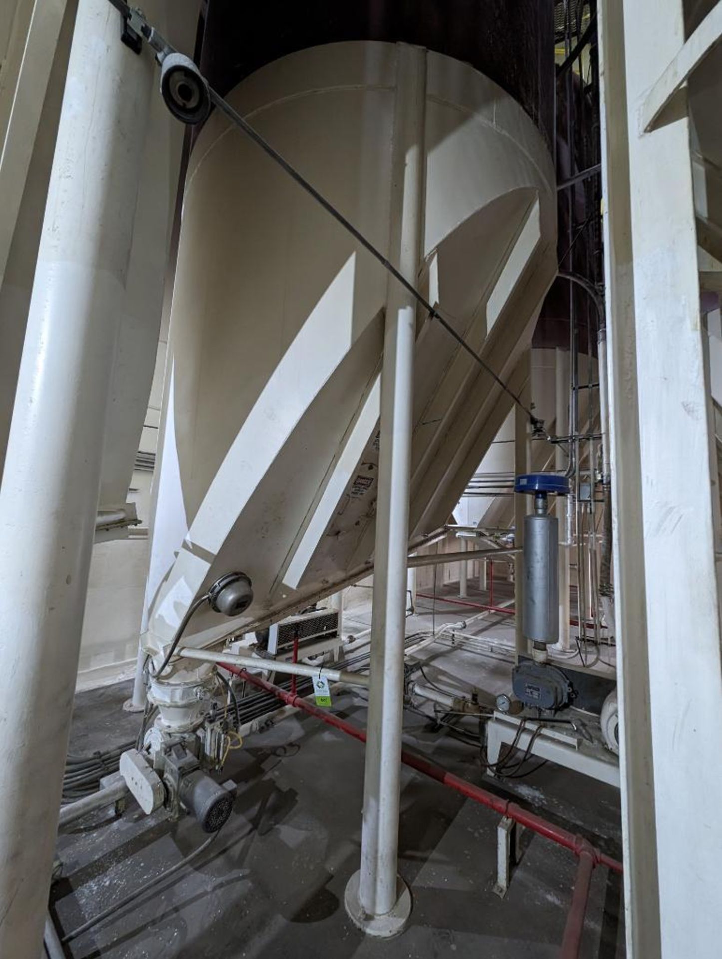 Flour silo - Image 2 of 17