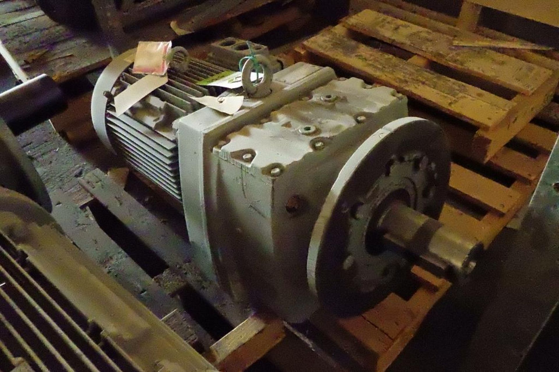 Rebuilt SEW-Eurodrive motor and gearbox - Image 2 of 6