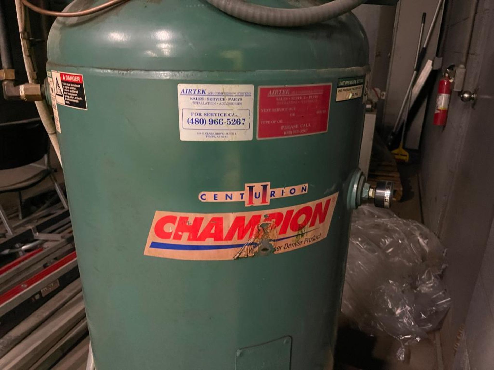 Champion air compressor - Image 3 of 7
