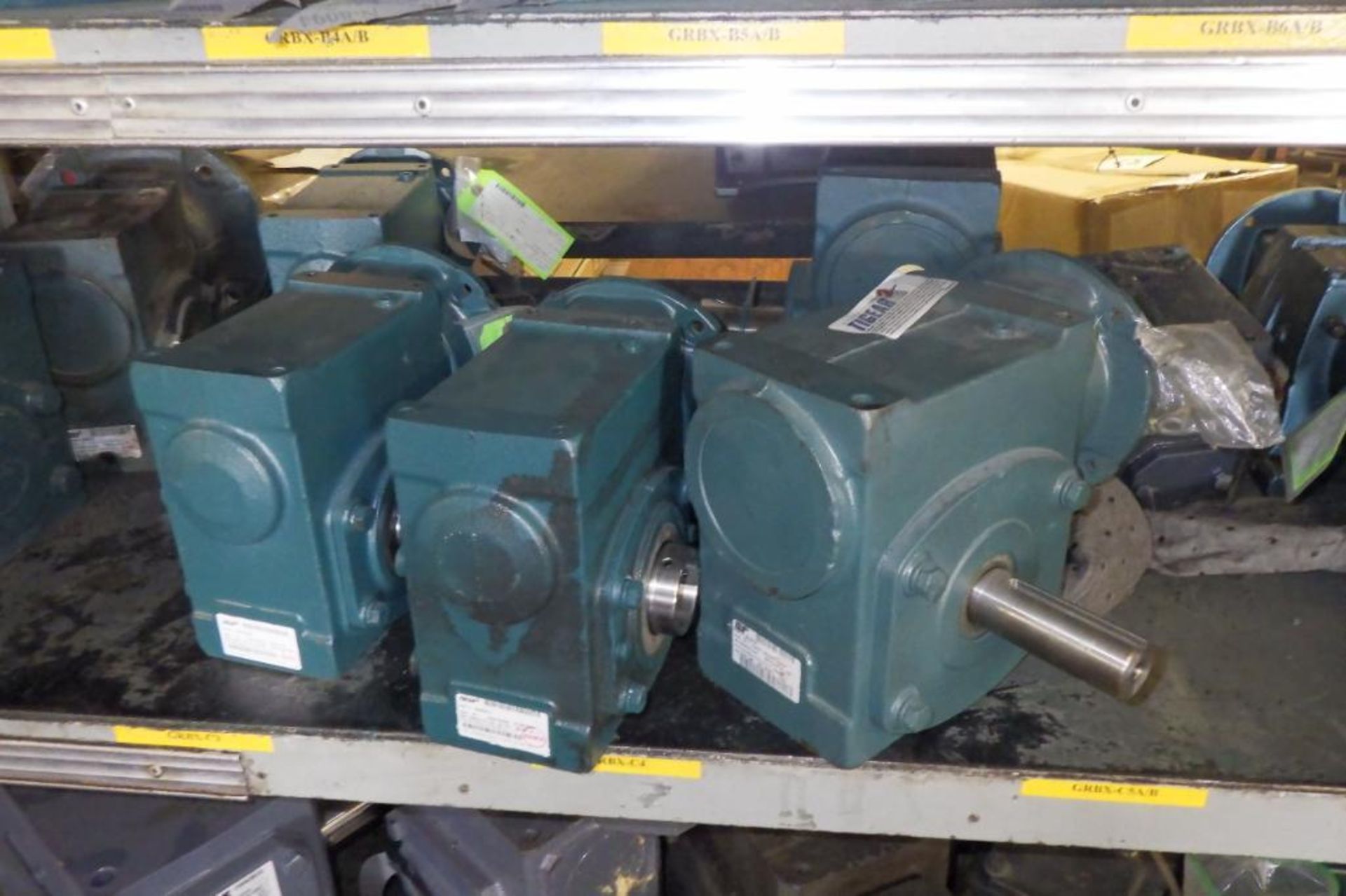 Assorted gearboxes - Image 3 of 18