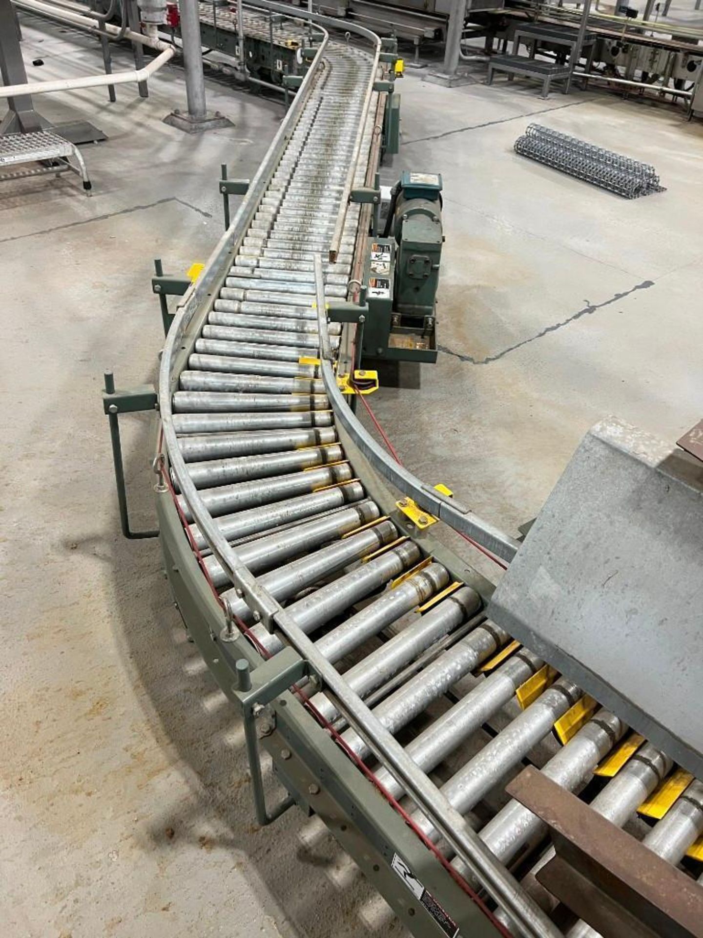 HYTROL Powered Roller Box Conveyor