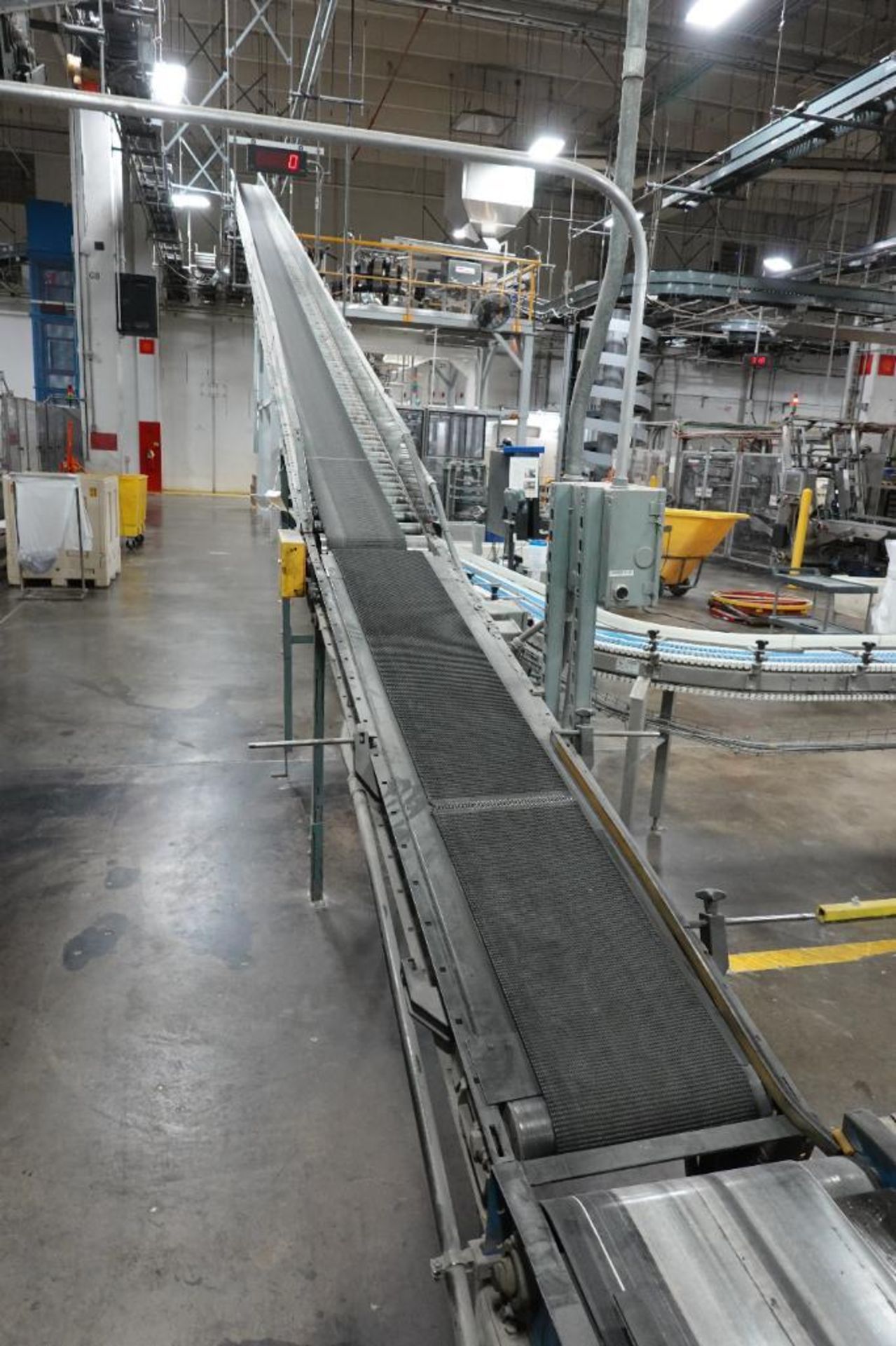 Incline rubber belt conveyor