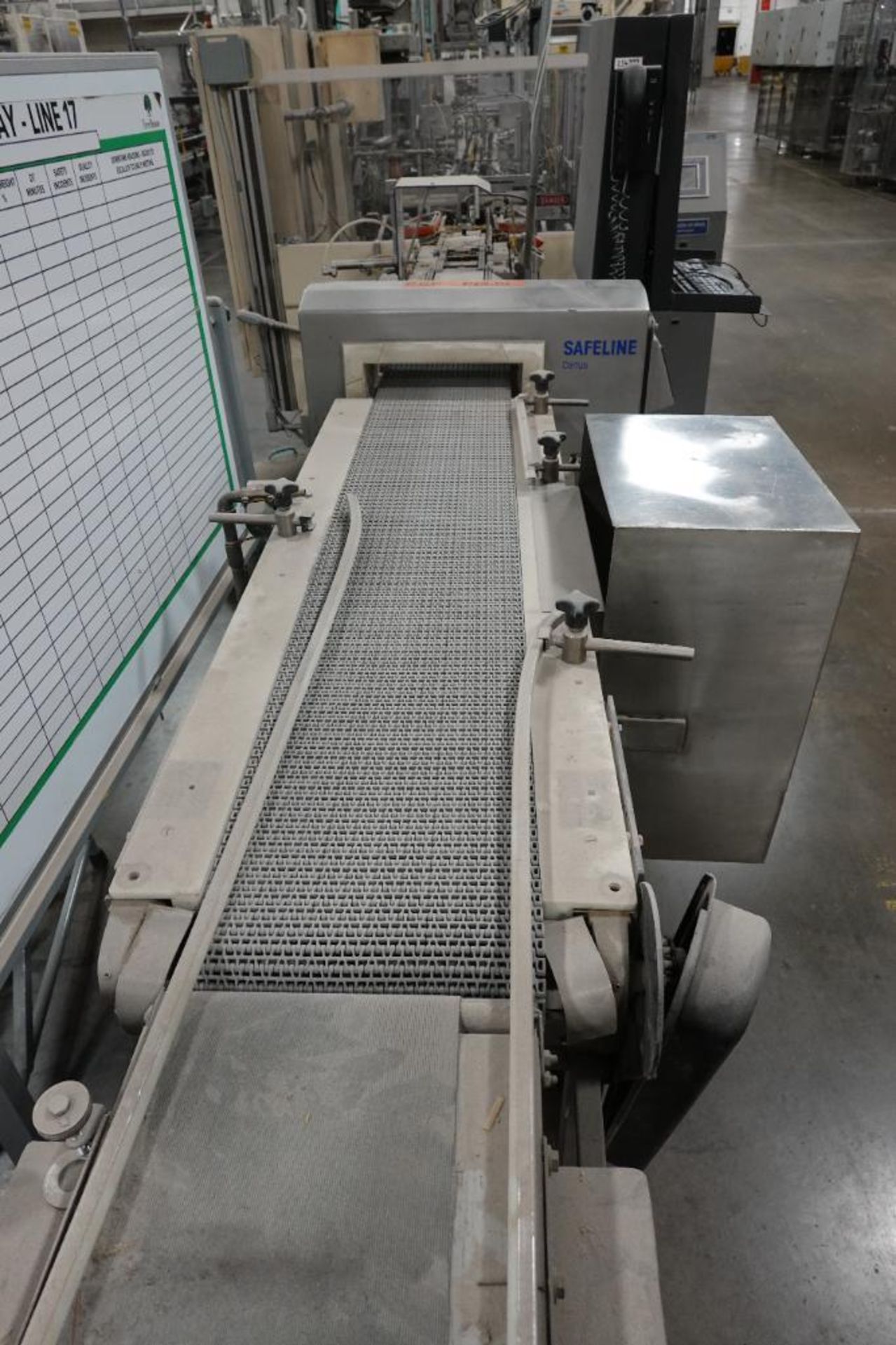 2010 Safeline Certus metal detector with conveyor - Image 4 of 11