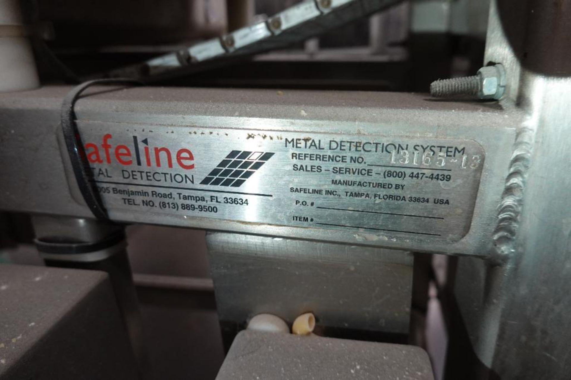 Safeline metal detector with conveyor - Image 10 of 11