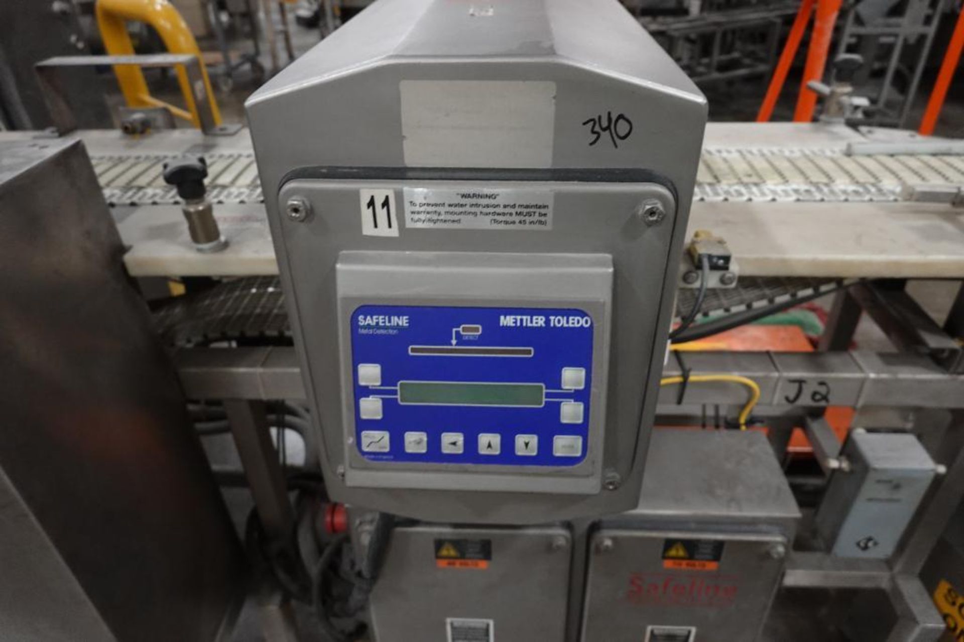 Safeline metal detector with conveyor - Image 6 of 12
