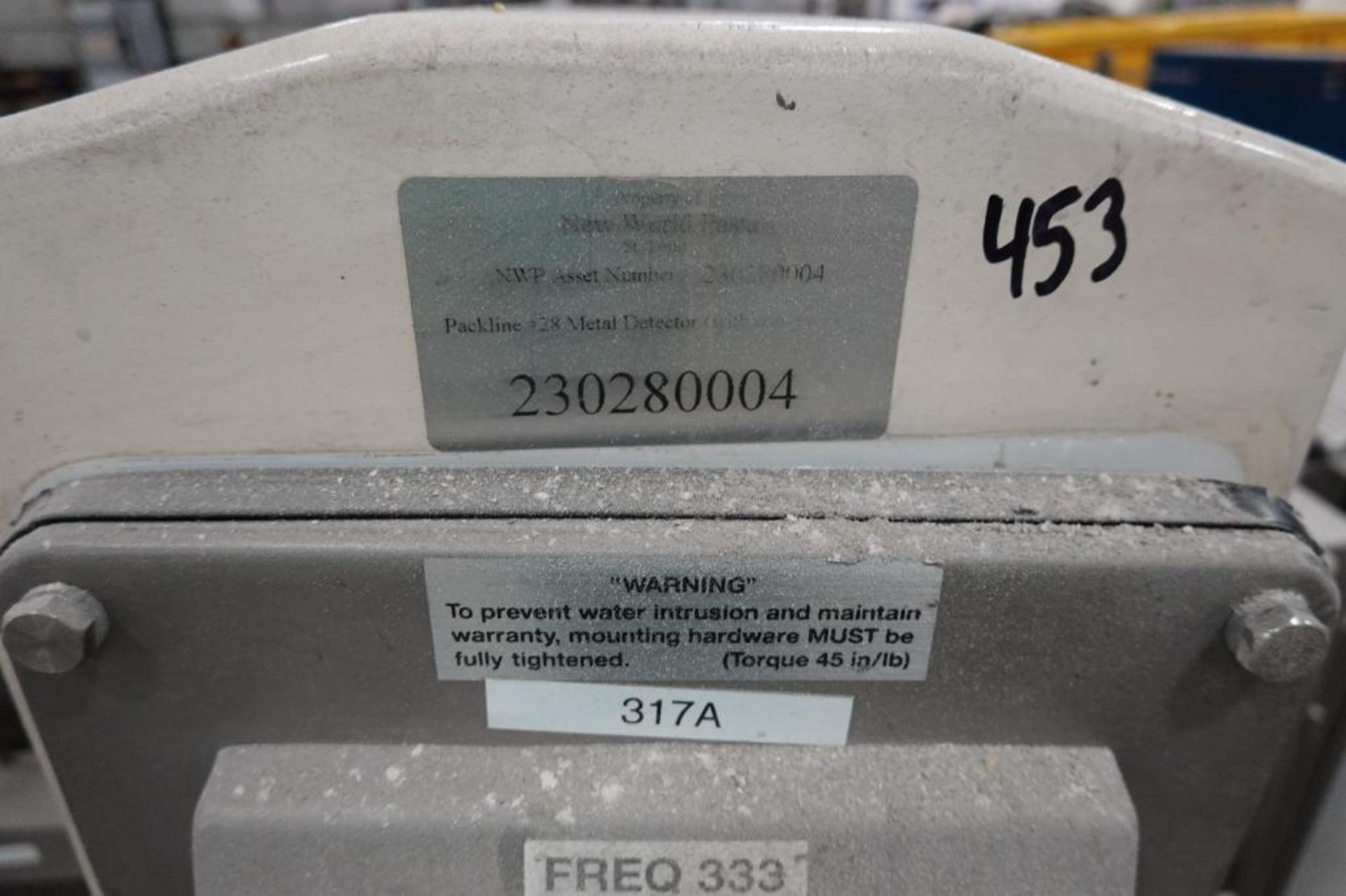 Safeline metal detector with conveyor - Image 11 of 11