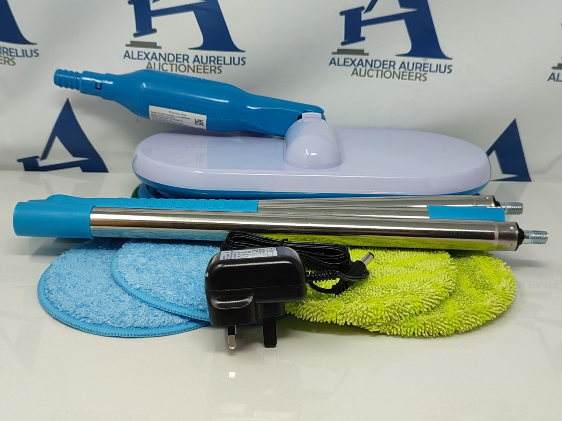 High Street TV Floating Mop - Motorised Cordless & Rechargeable - Spinning Mop - Inclu - Image 3 of 3