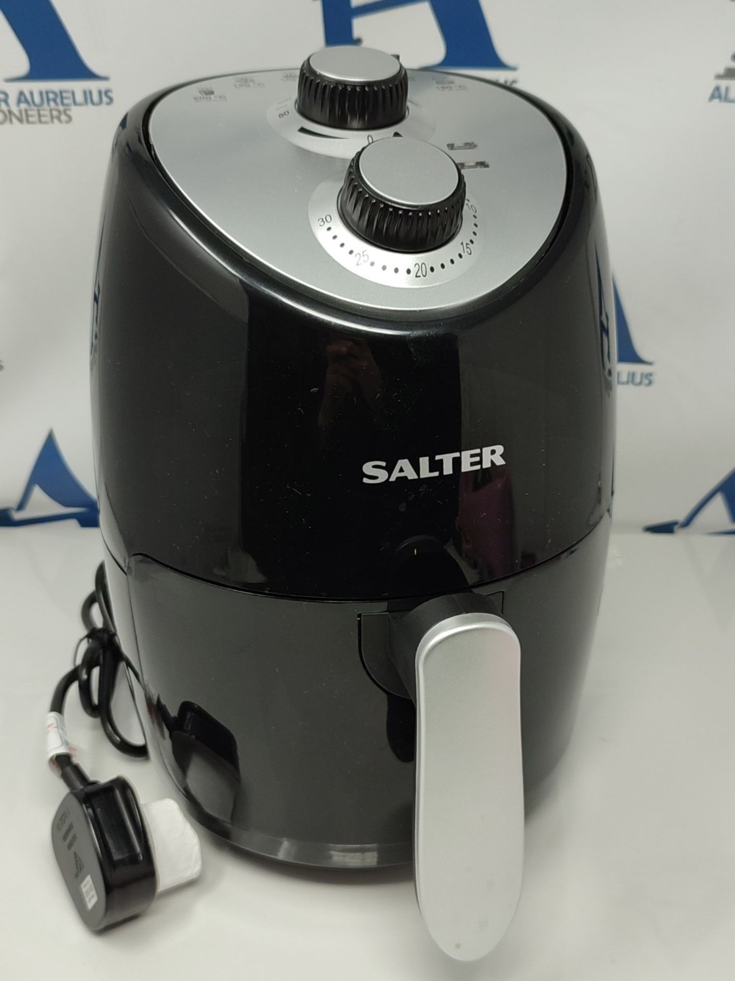 Salter EK2817 2L Compact Air Fryer - Hot Air Circulation, Removable Non-Stick Cooking - Image 3 of 3