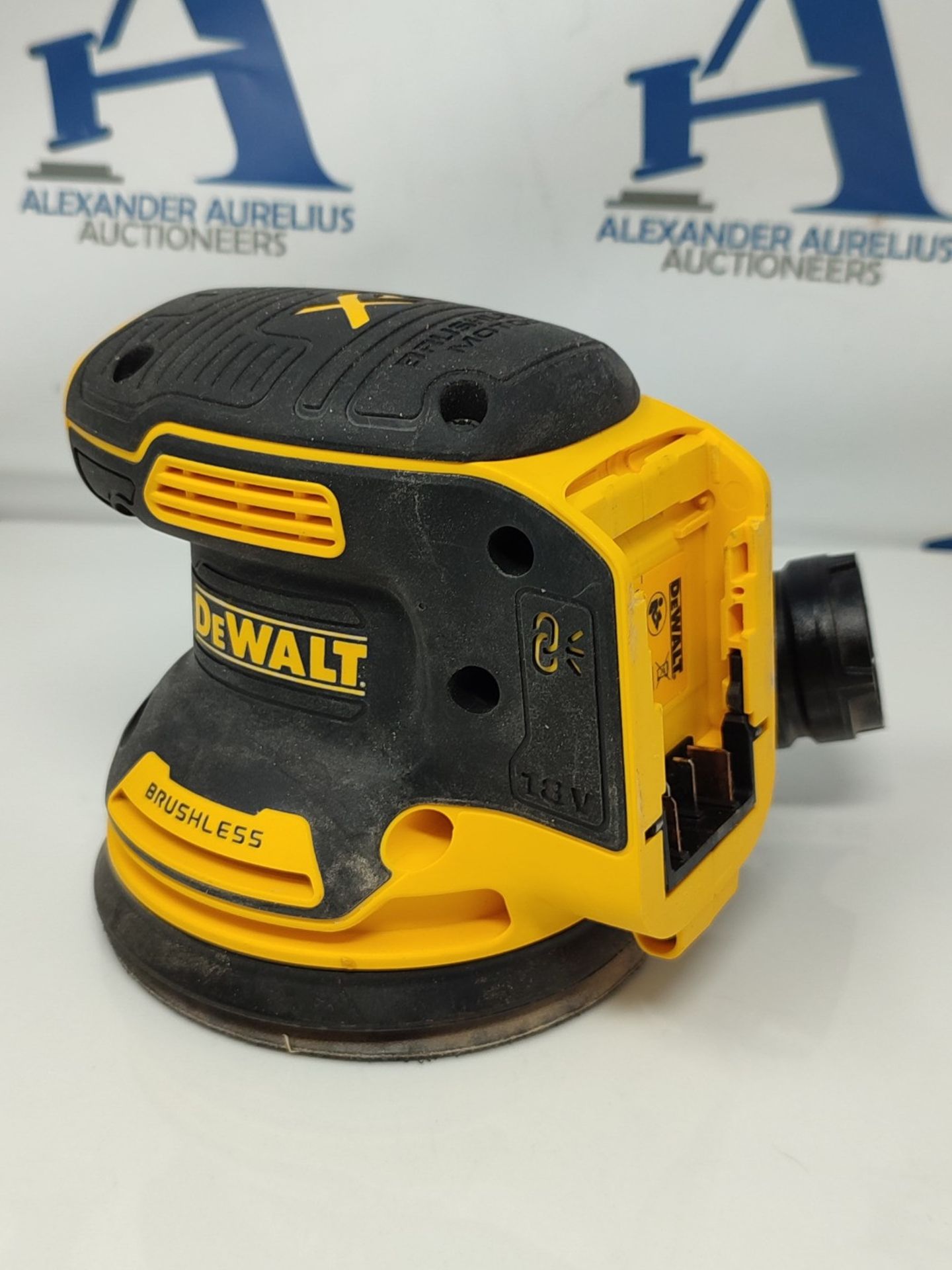 RRP £114.00 DEWALT DCW210N-XJ Cordless Sander 18V XR Brushless 125mm Bare Unit - Bild 2 aus 3